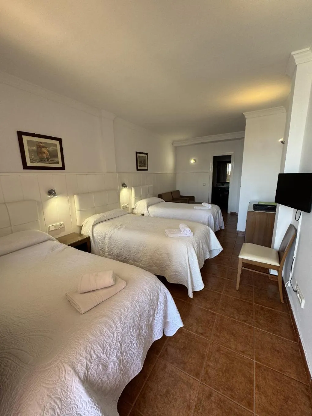 Bed in Hotel Las Camelias