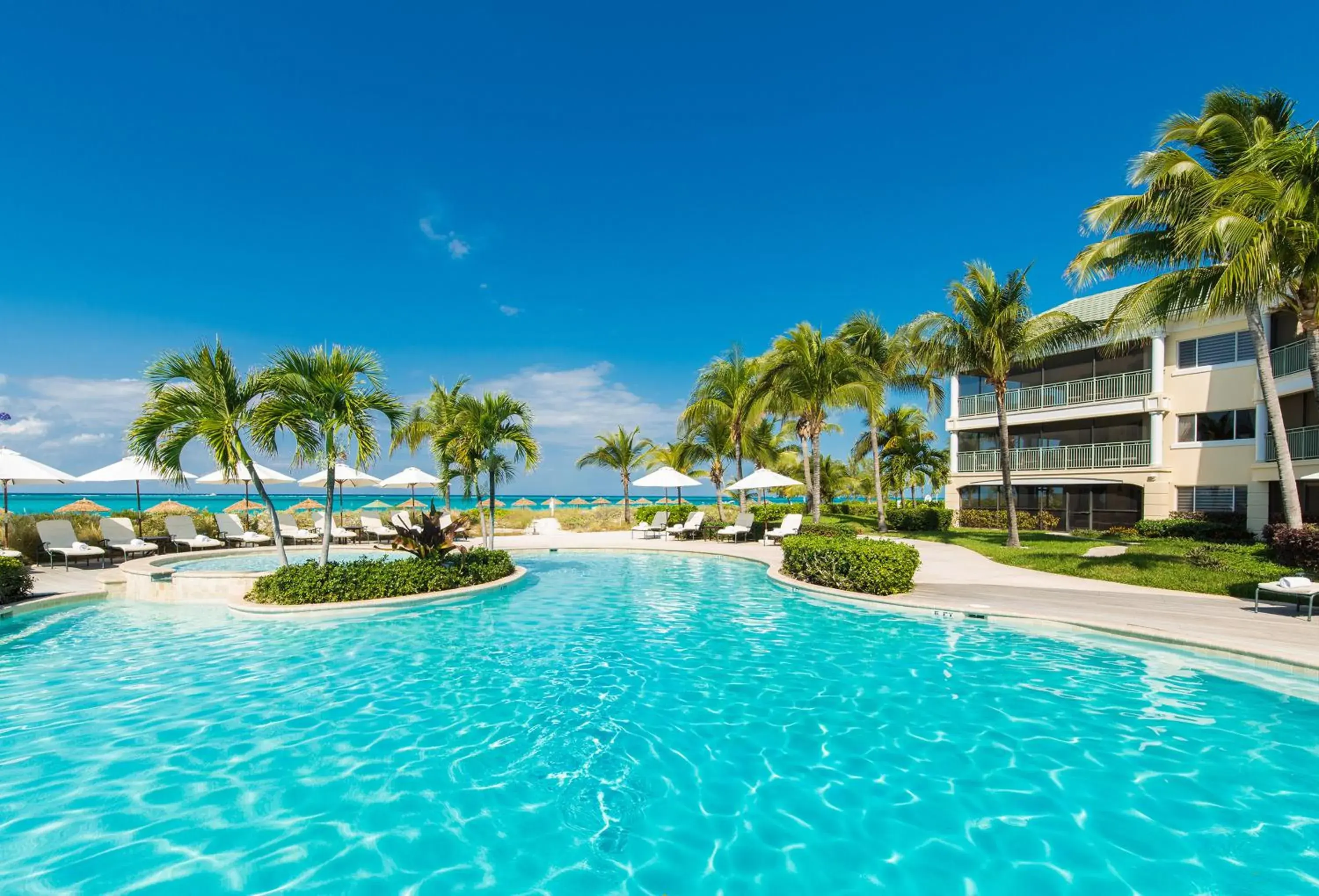 Swimming pool in The Sands at Grace Bay Swimming pool in The Sands at Grace Bay
