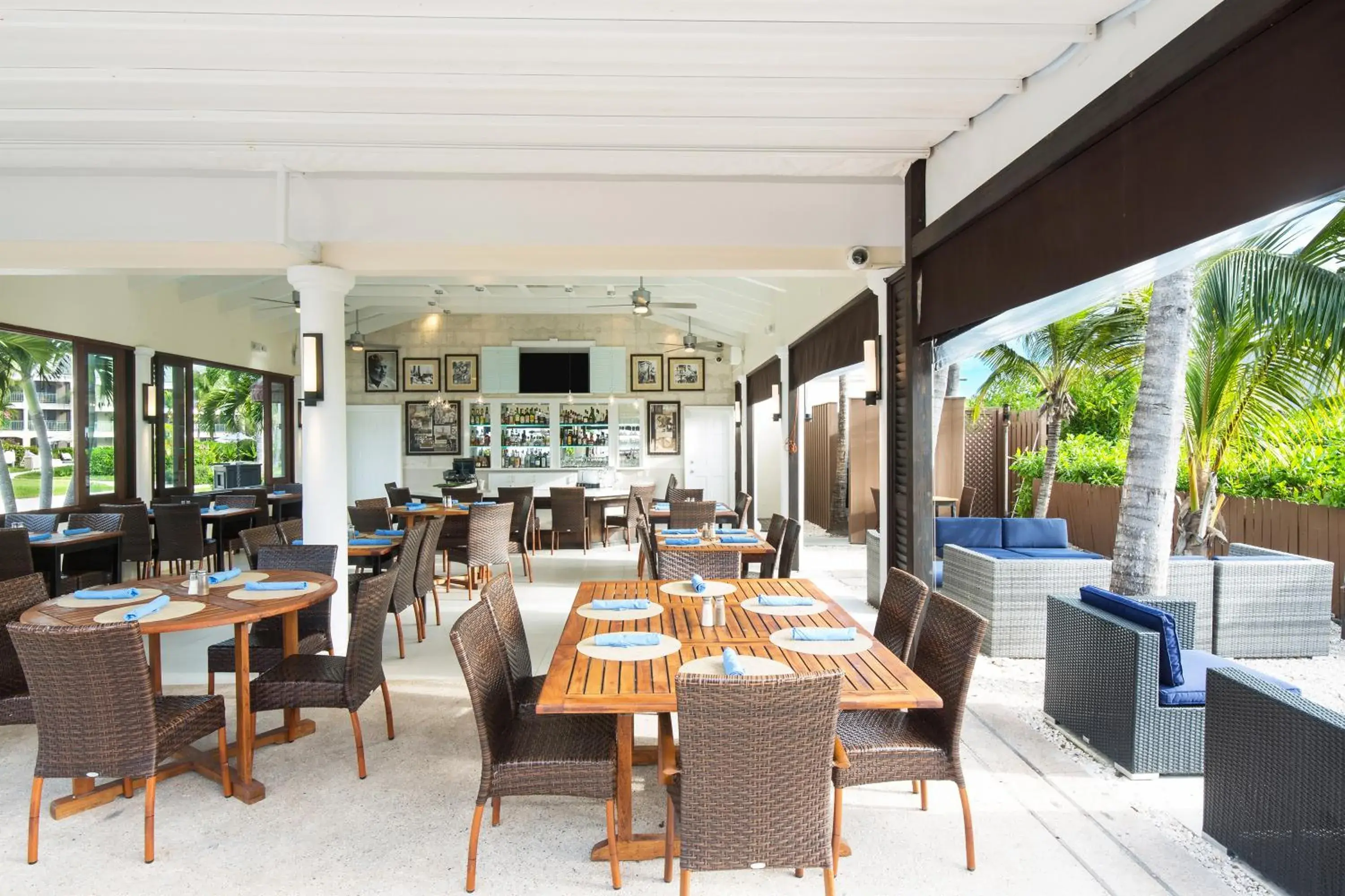Restaurant/places to eat in The Sands at Grace Bay Restaurant/places to eat in The Sands at Grace Bay