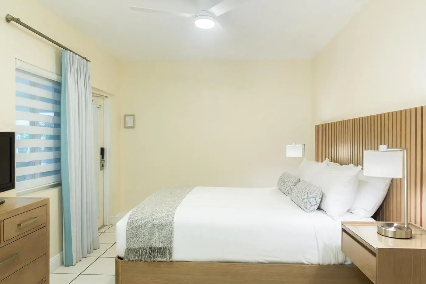 Bedroom, Bed in The Sands at Grace Bay Bedroom, Bed in The Sands at Grace Bay