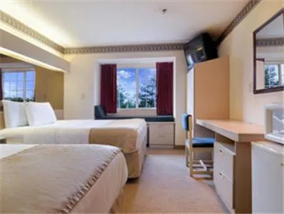 Bedroom, Bed in Stay Express inn and Suites Atlanta Union City