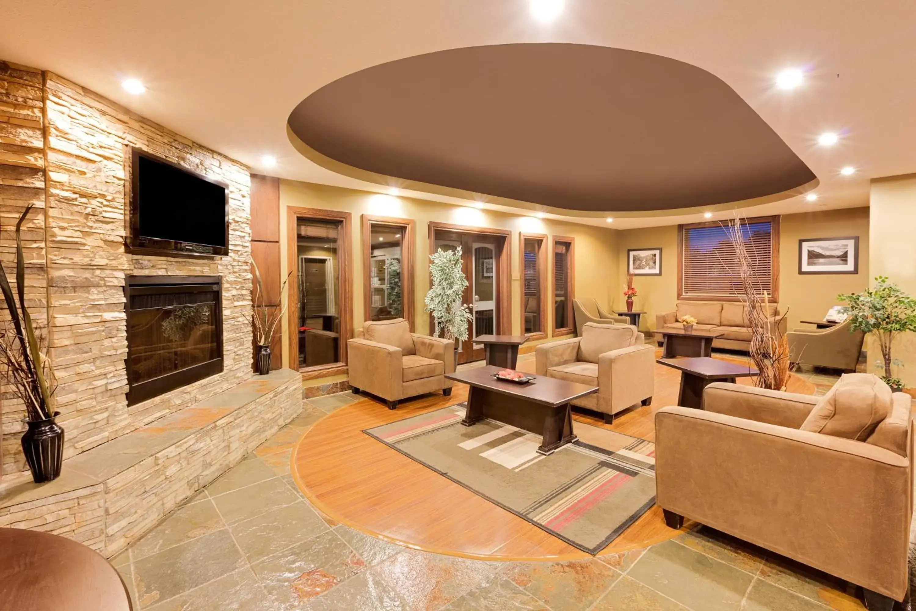 Lobby or reception in Ramada by Wyndham Cold Lake Lobby or reception in Ramada by Wyndham Cold Lake