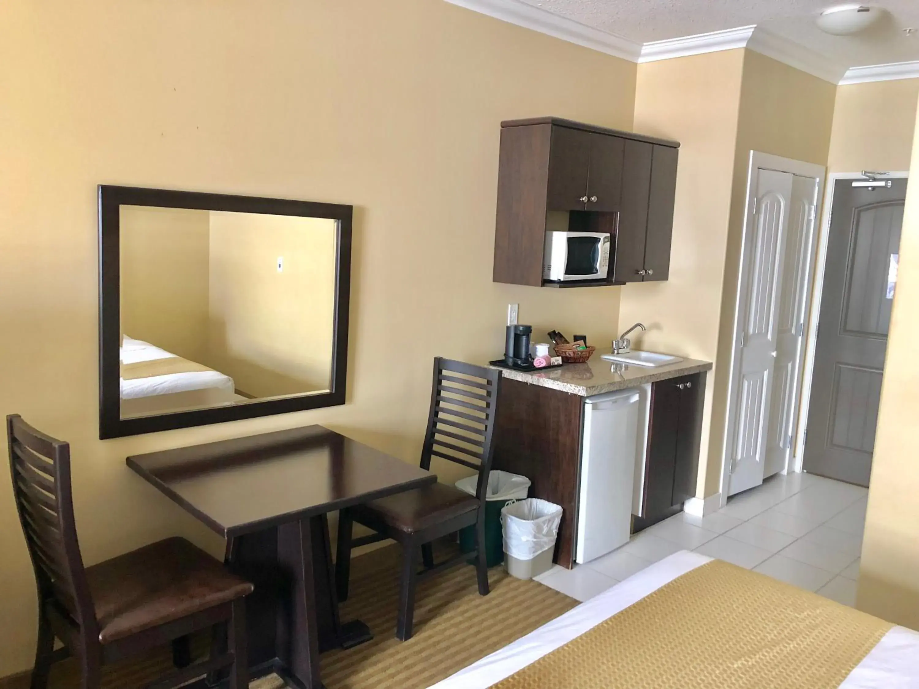 Bed in Ramada by Wyndham Cold Lake Bed in Ramada by Wyndham Cold Lake