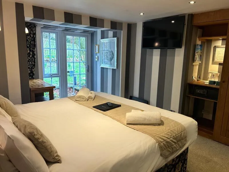 Bed in Royal Oak Appleby