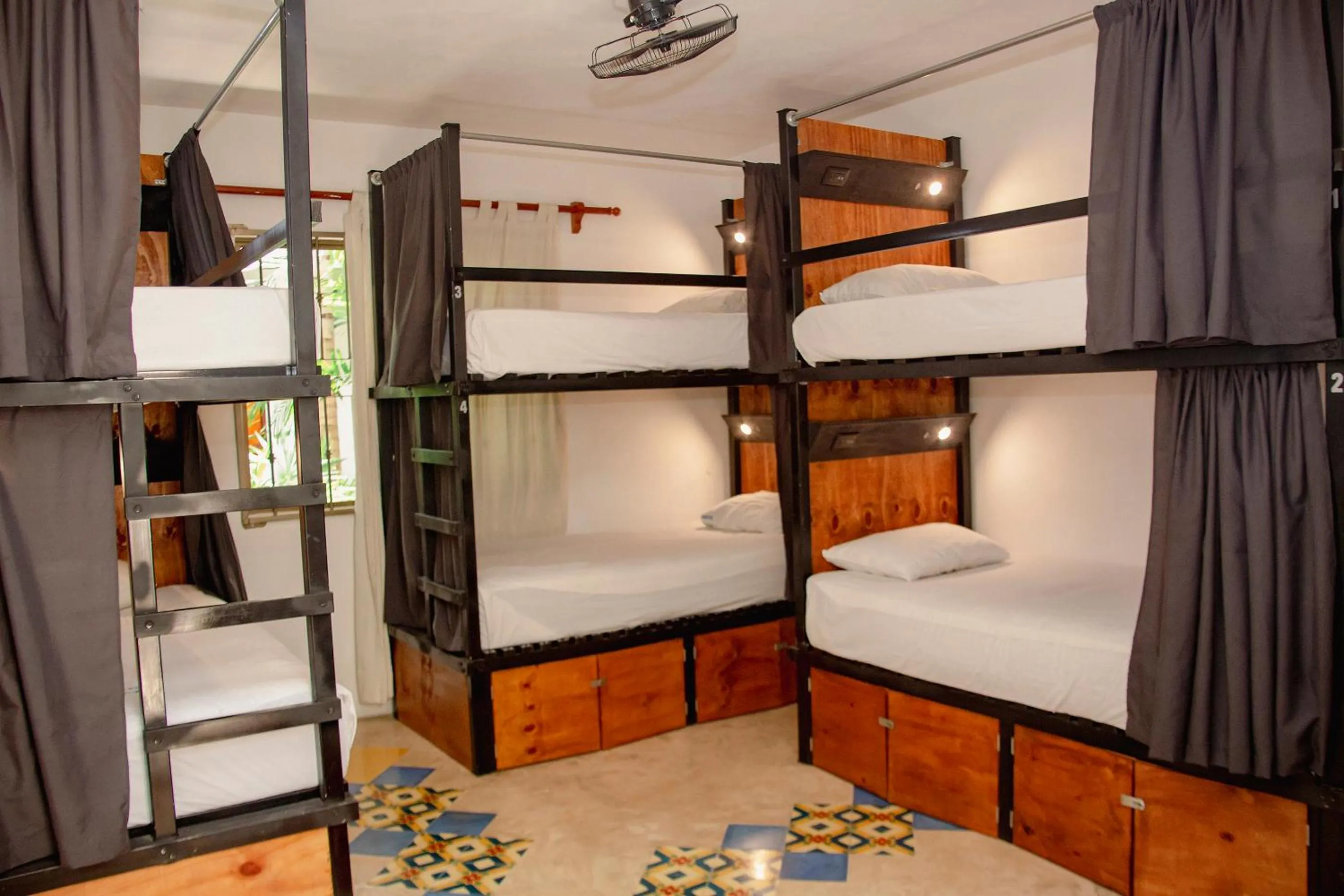 Photo of the whole room, Bed in Che Nomadas Mérida Hostel