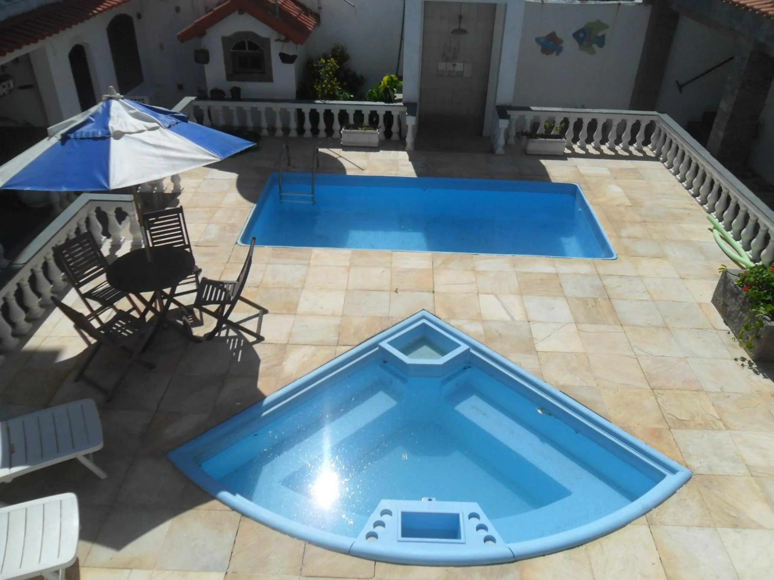 Swimming pool in Pousada Pratagy