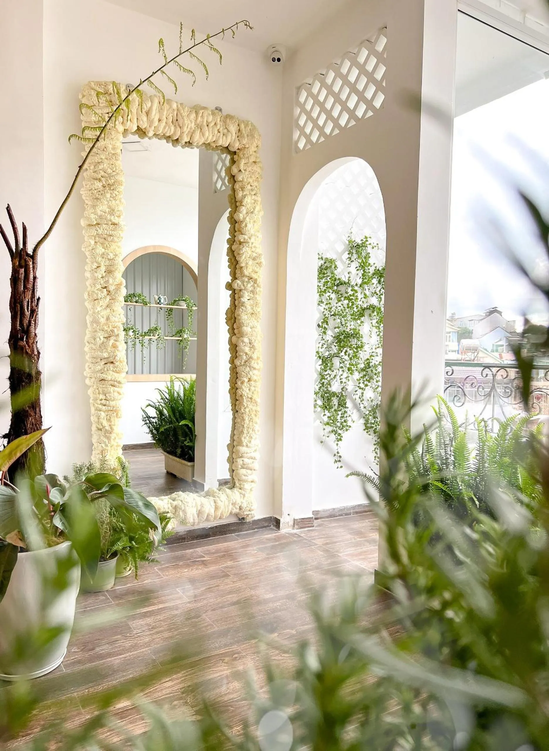 Communal lounge/ TV room in Street View Hotel & Apartment