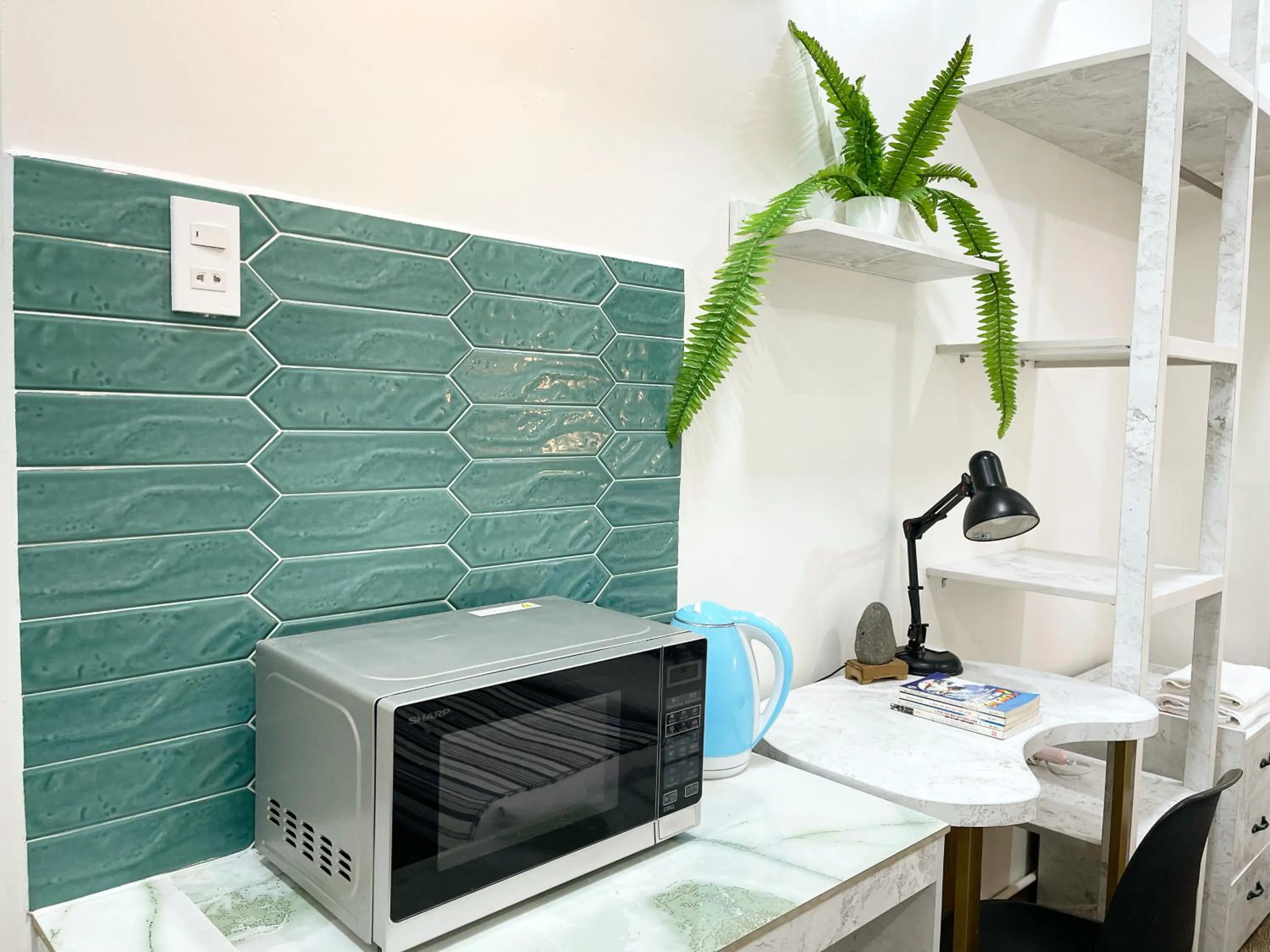 Street View Hotel & Apartment