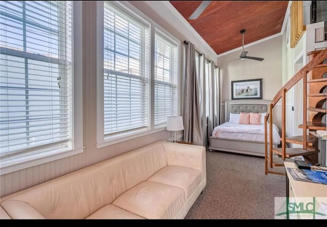 Bed in Tybee Island Inn Bed & Breakfast