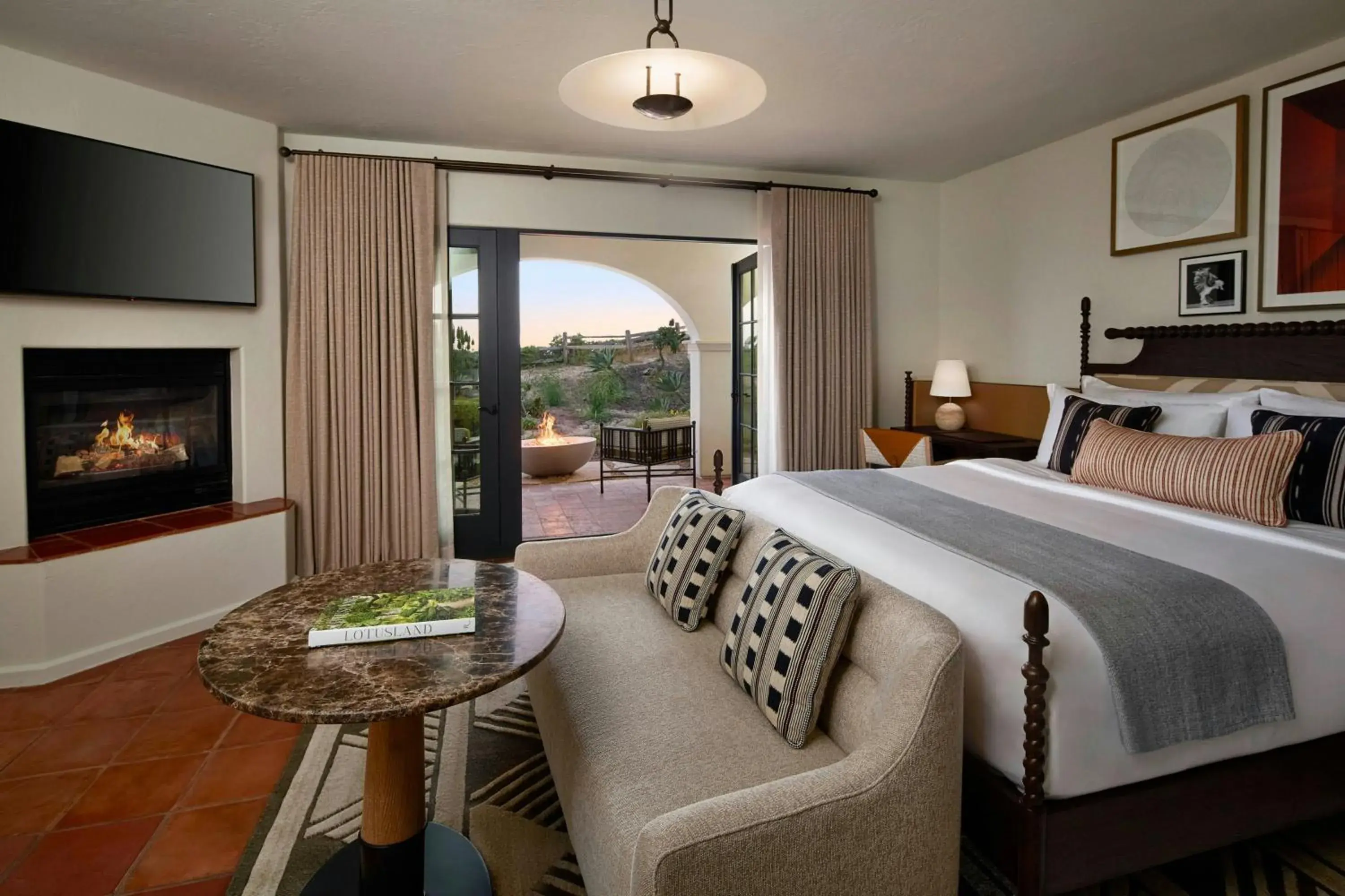 King Room with Fireplace and Partial Ocean View in The Ritz-Carlton Bacara, Santa Barbara King Room with Fireplace and Partial Ocean View in The Ritz-Carlton Bacara, Santa Barbara