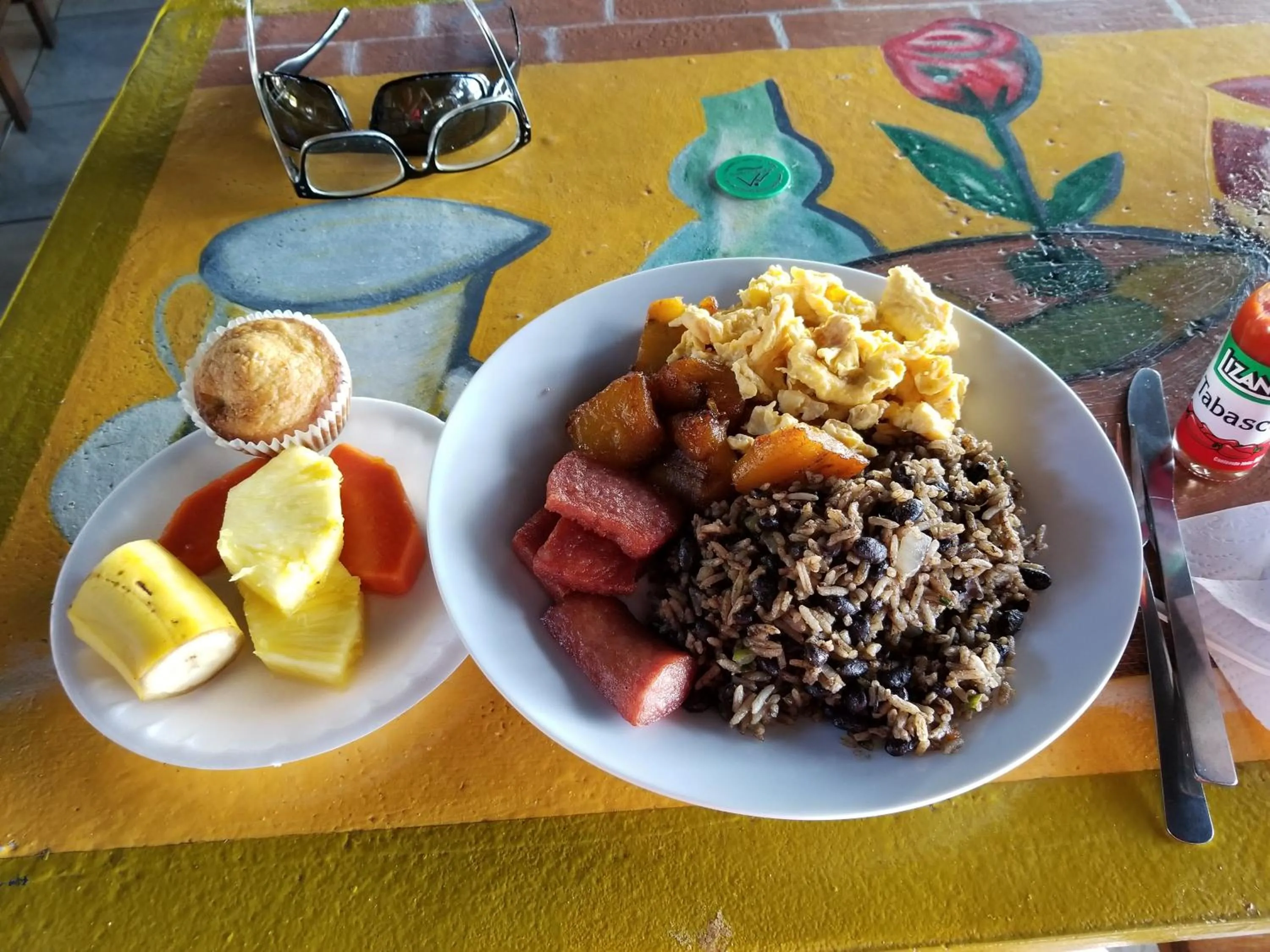 Buffet breakfast in Hotel Monte Campana Heredia