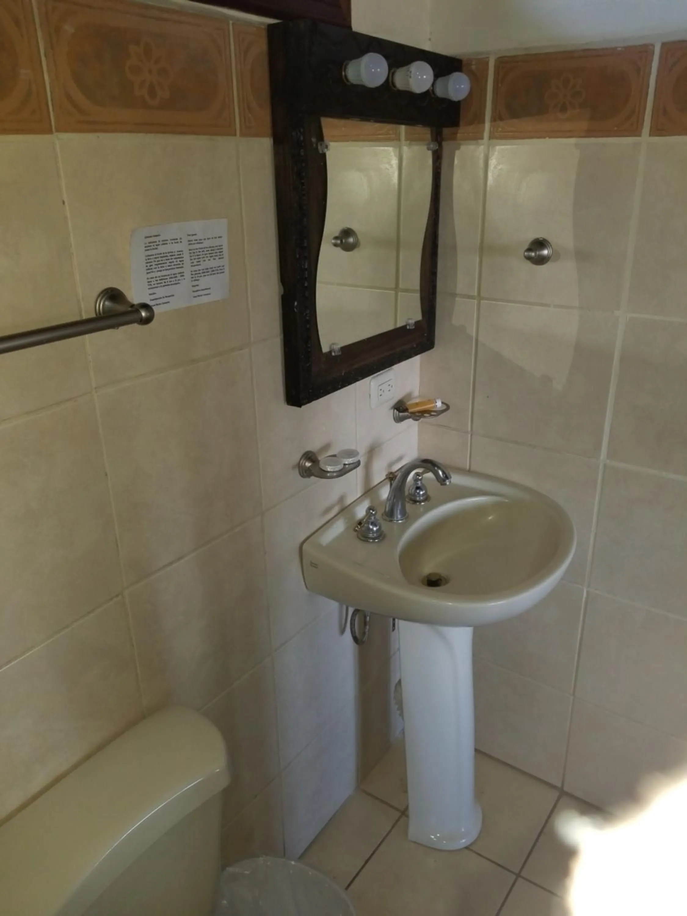 Bathroom in Hotel Monte Campana Heredia