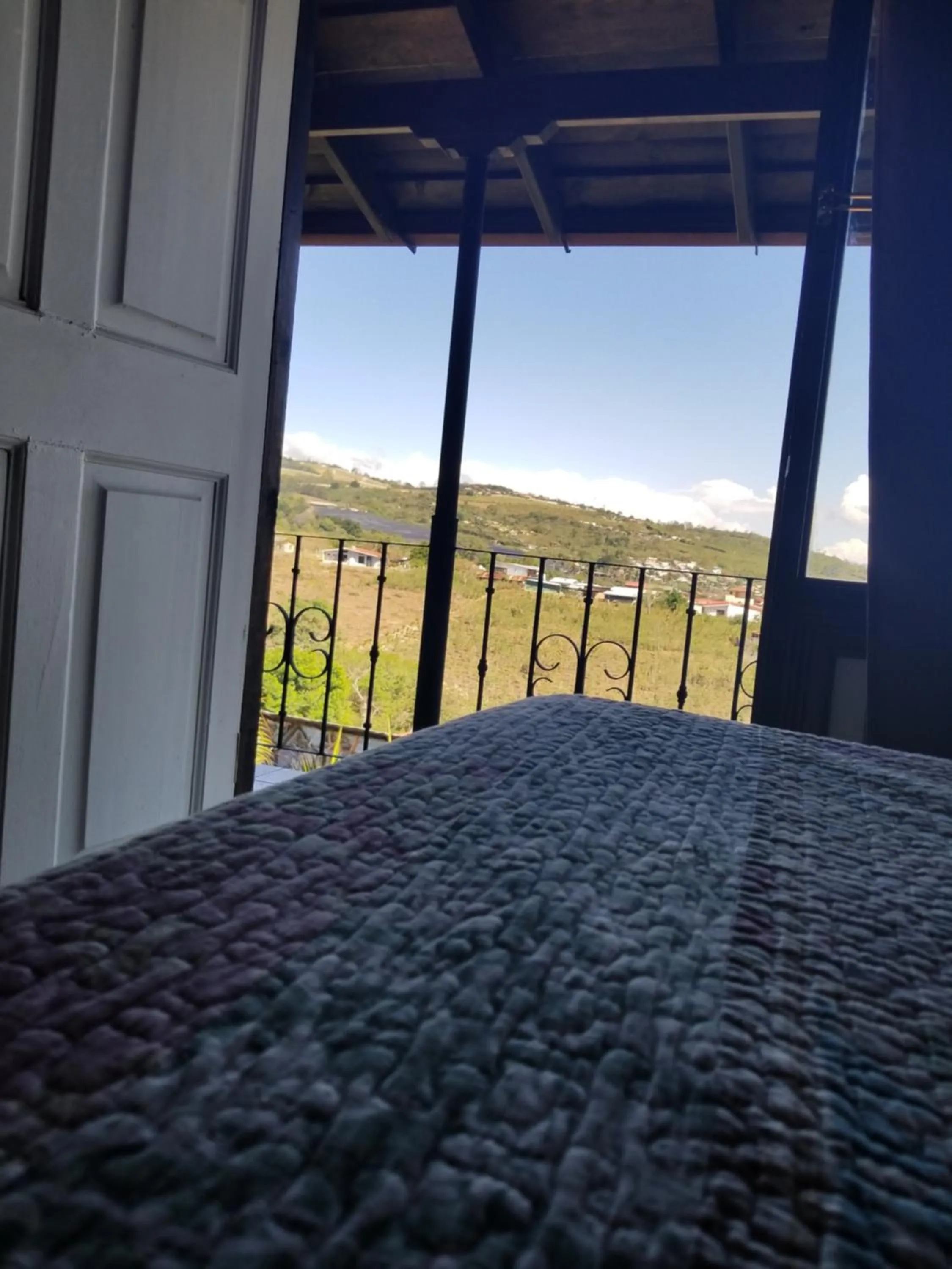 Mountain view in Hotel Monte Campana Heredia