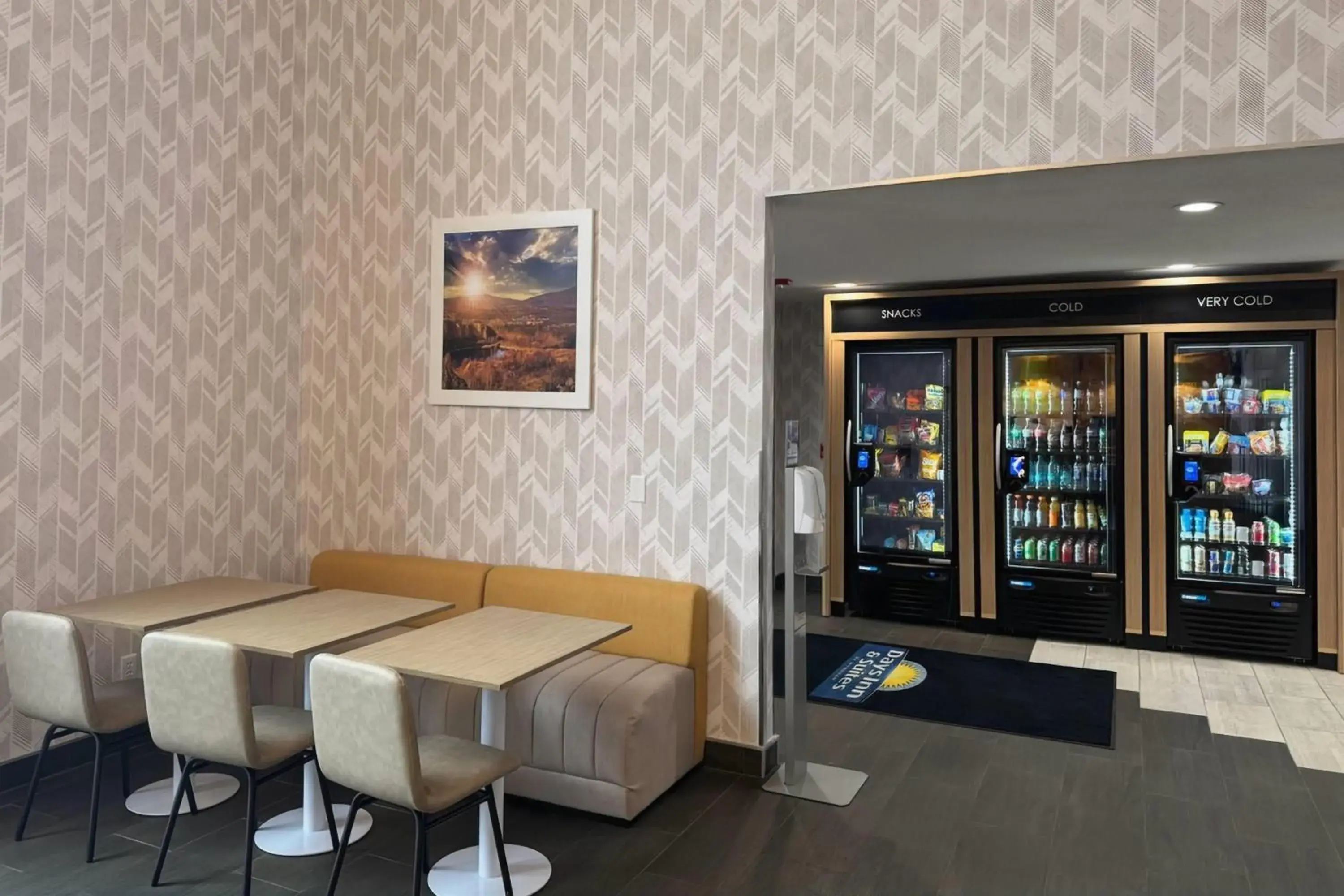 Days Inn & Suites by Wyndham Wausau Days Inn & Suites by Wyndham Wausau