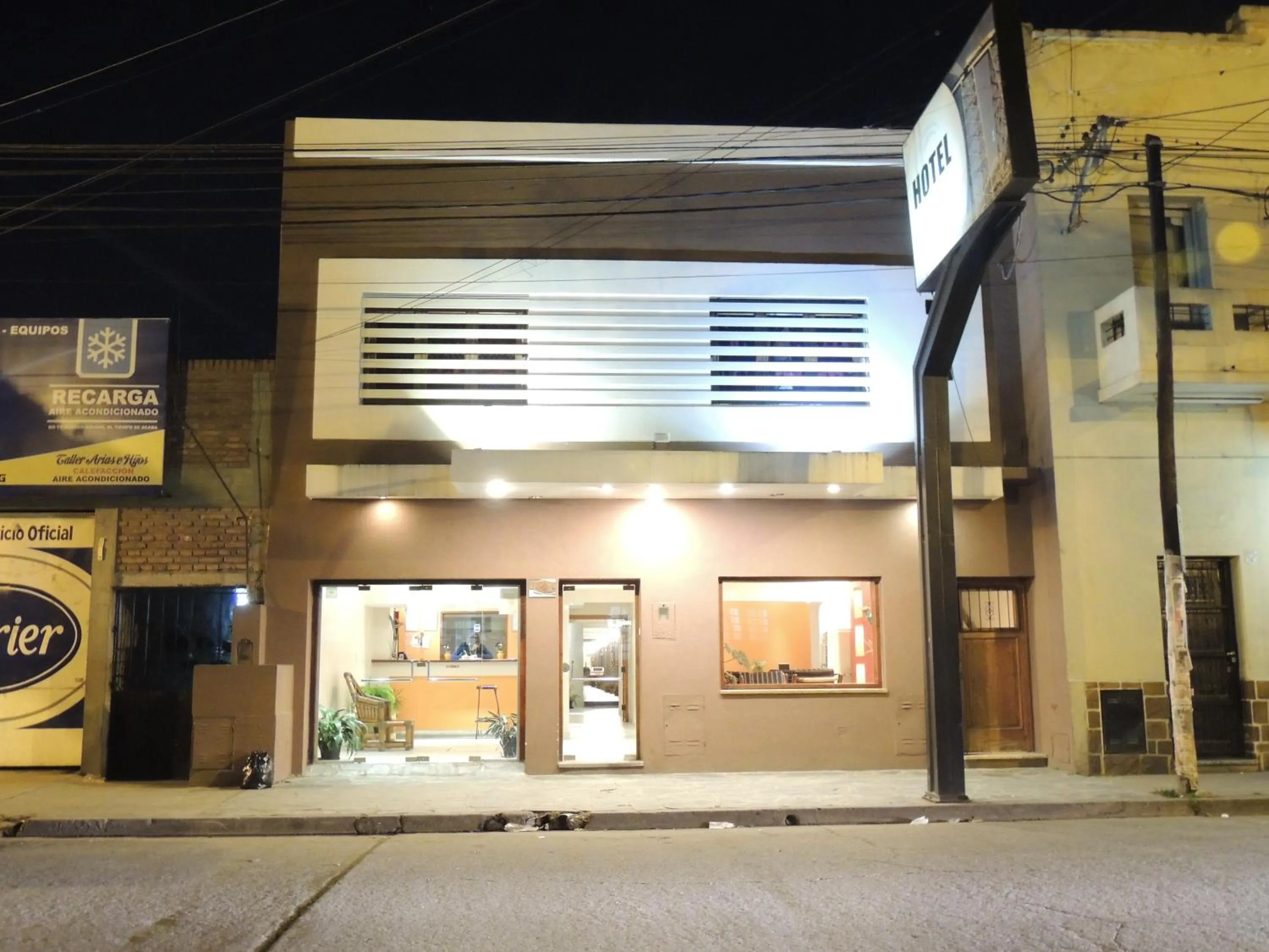 Facade/entrance in Hotel Buenos Aires