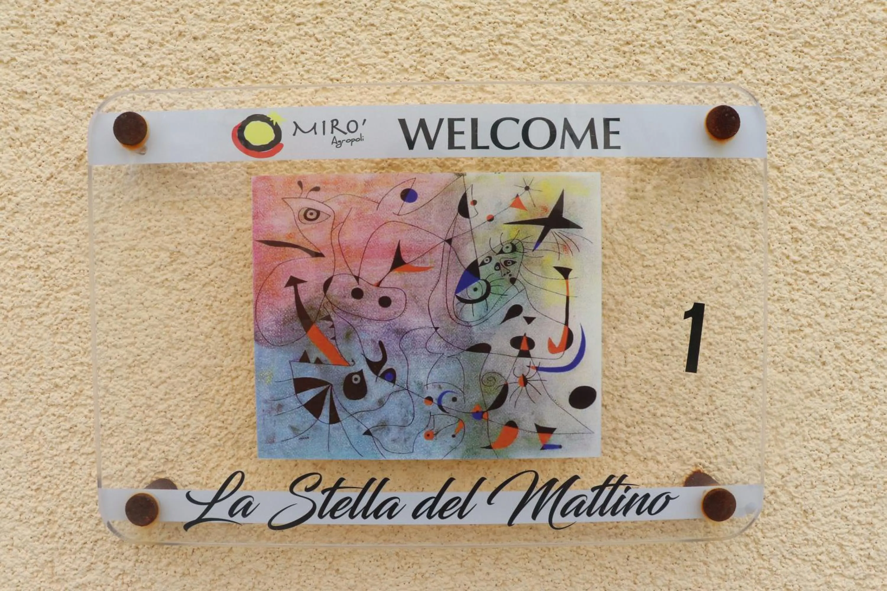 Text overlay in Miro' Agropoli