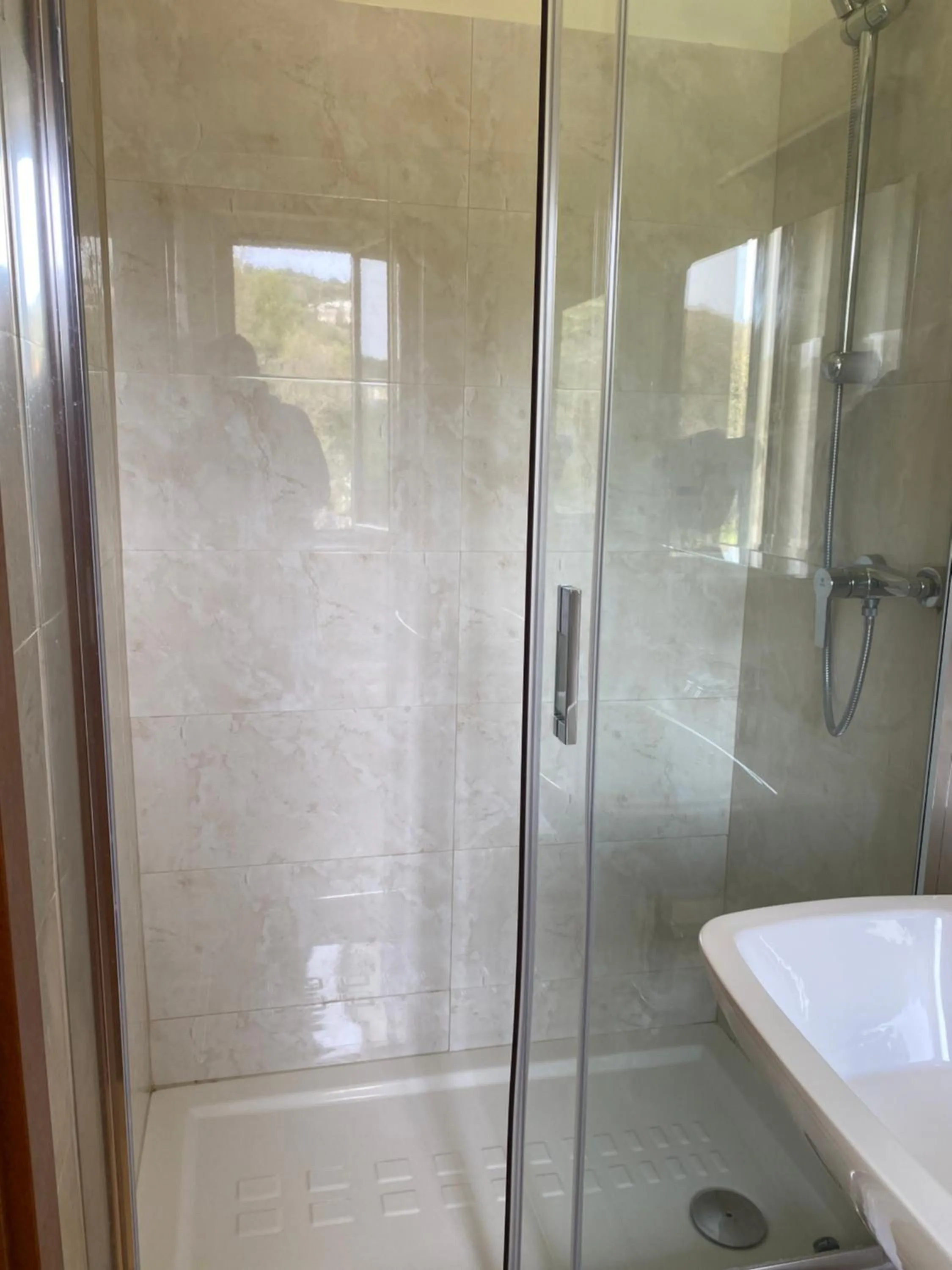 Shower in Miro' Agropoli
