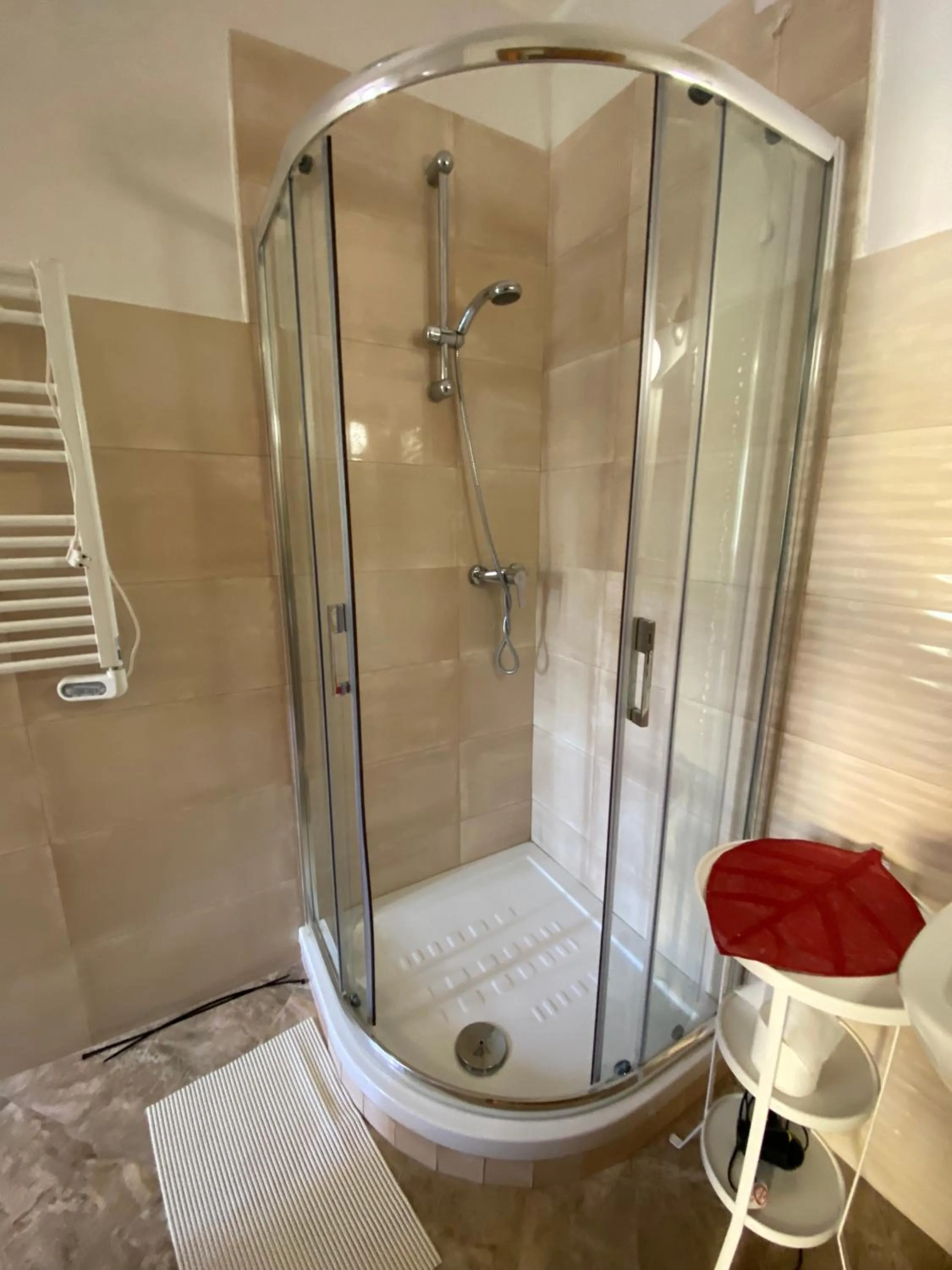 Shower in Miro' Agropoli