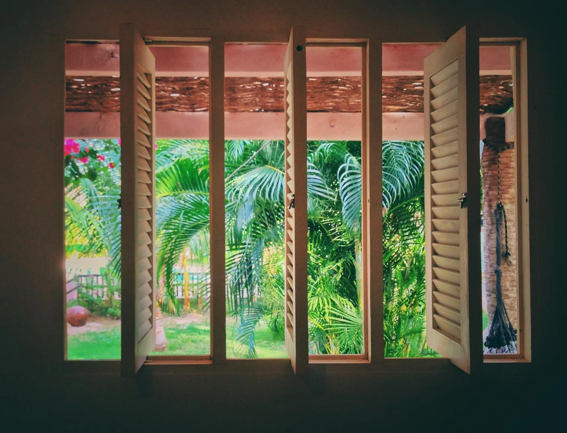 Shower in Pousada Ilha do Vento