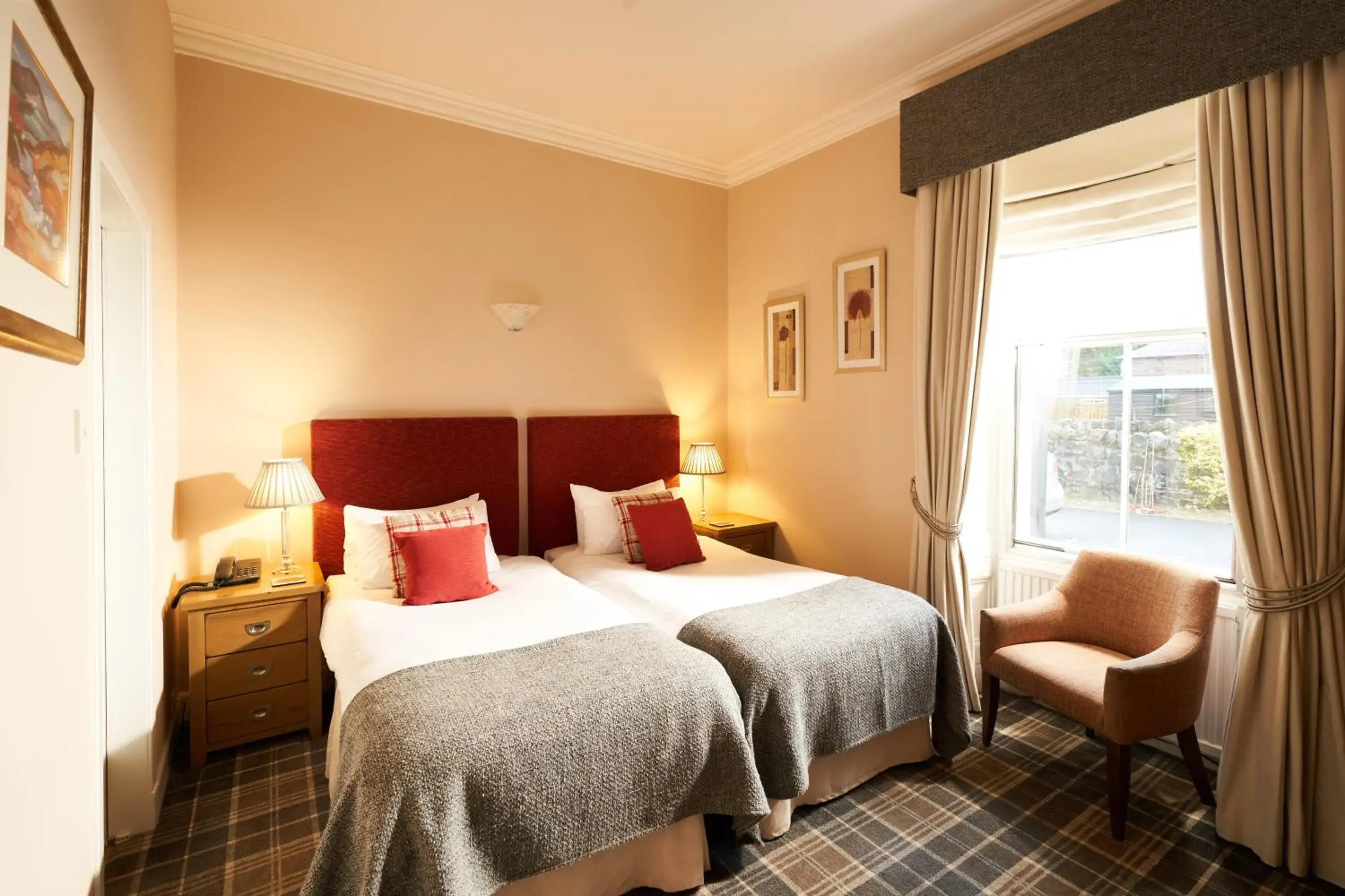 Standard Twin Room in Poppies Hotel Standard Twin Room in Poppies Hotel