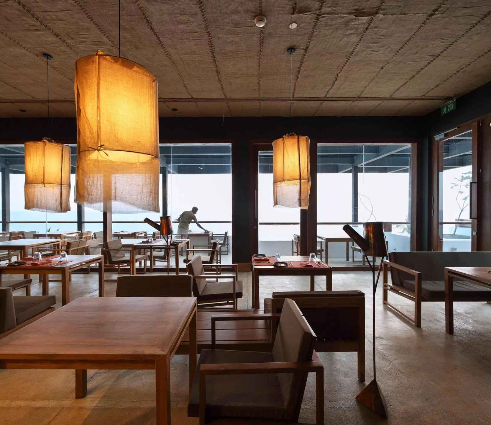 Restaurant/places to eat in Riff Hikkaduwa