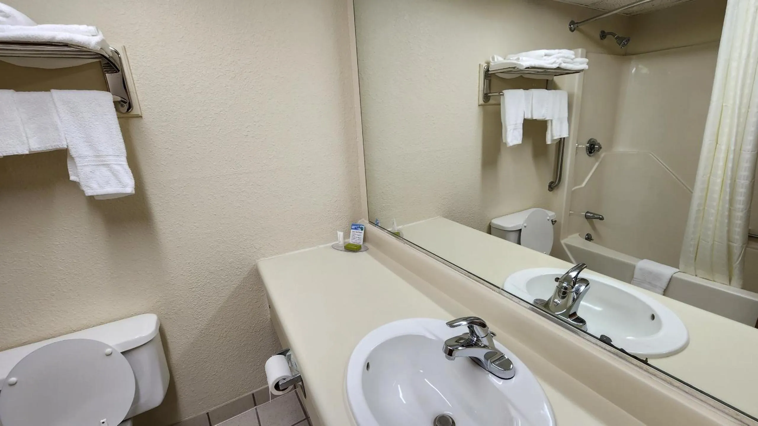 Shower in Katahdin Inn & Suites