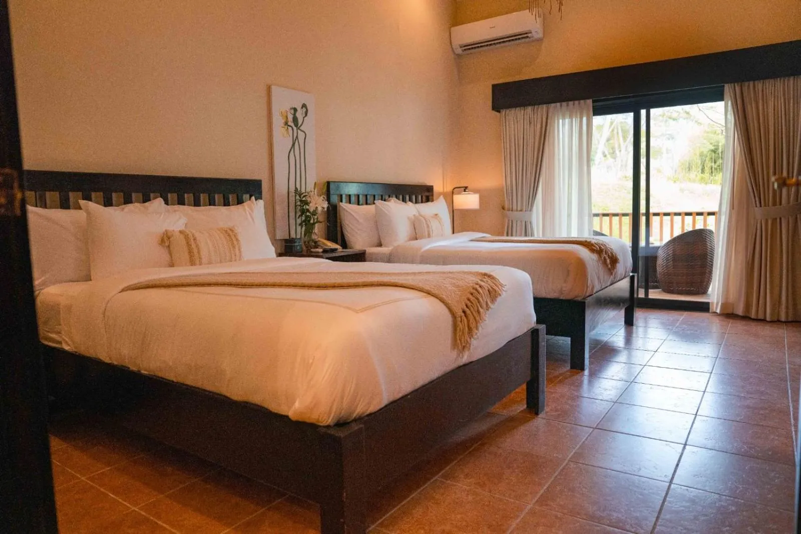 Bedroom, Bed in The Riverside Inn