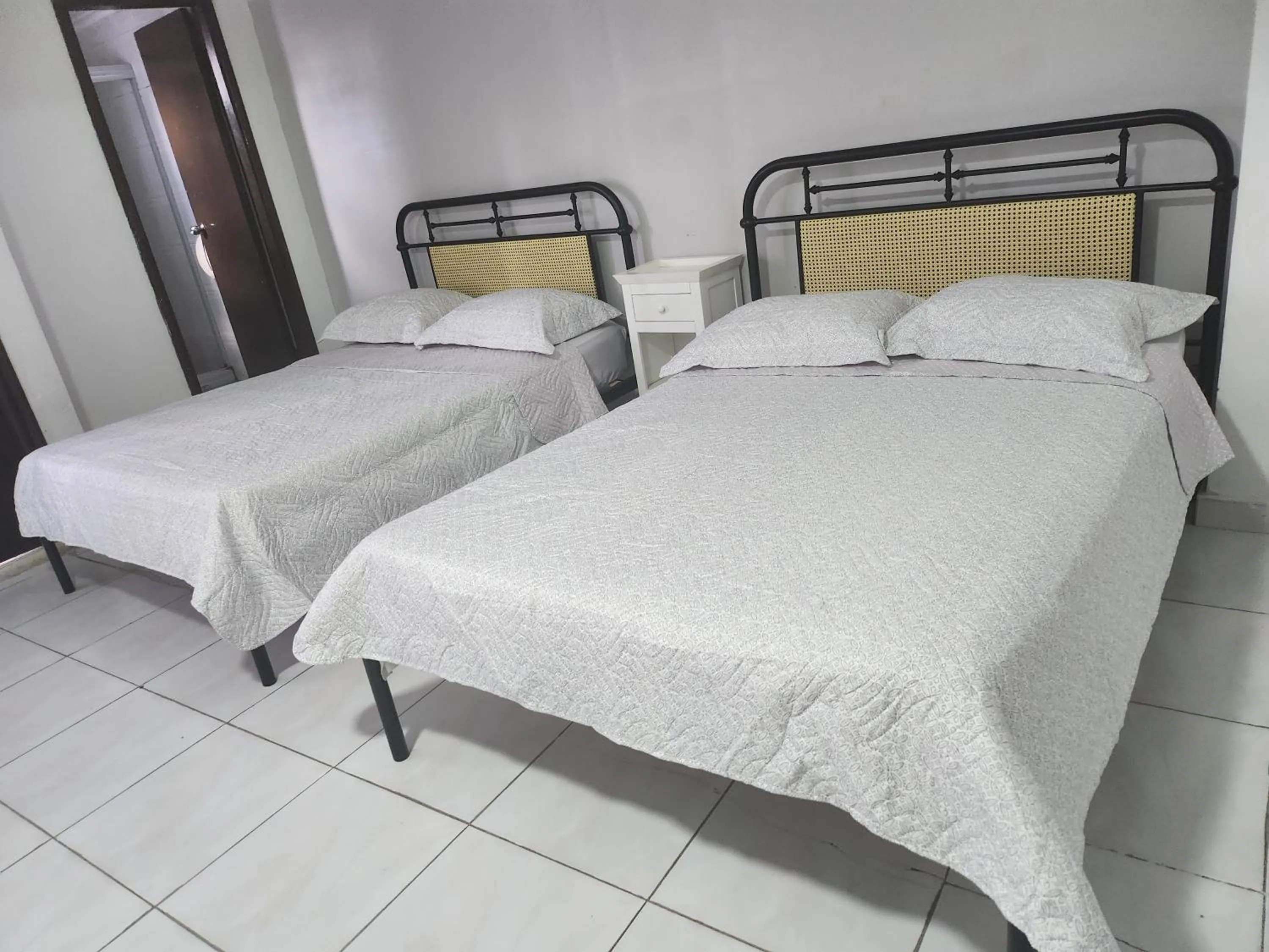 Bed in Hotel Via Espana