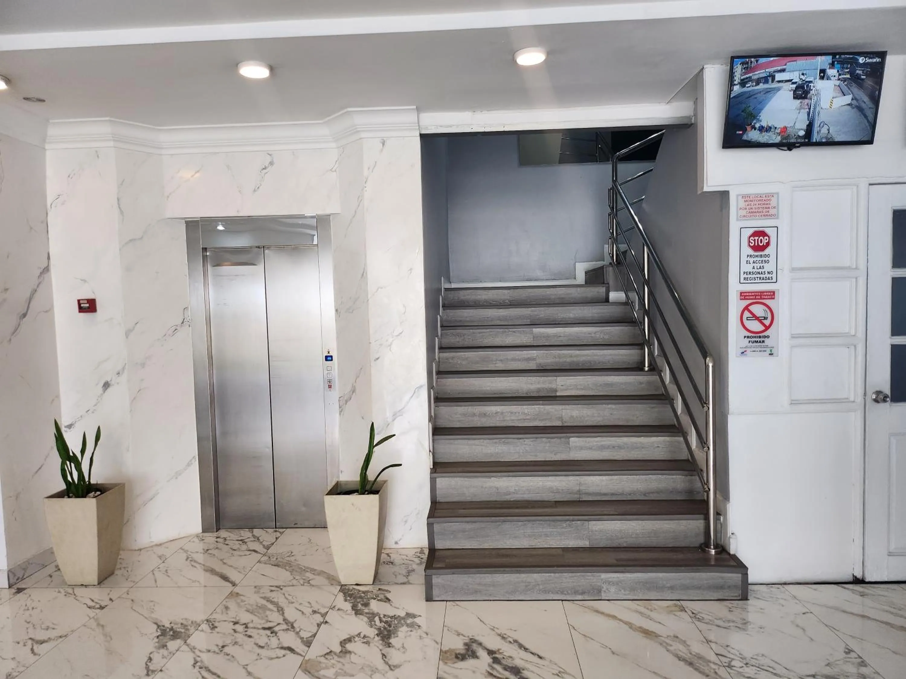 Lobby or reception in Hotel Via Espana