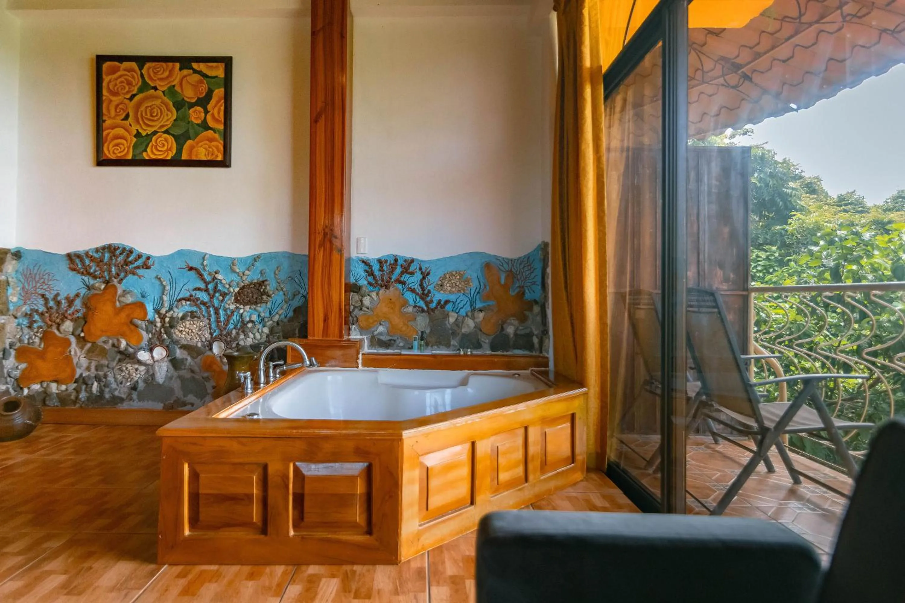 Hot Tub in Hotel San Bada Resort & Spa