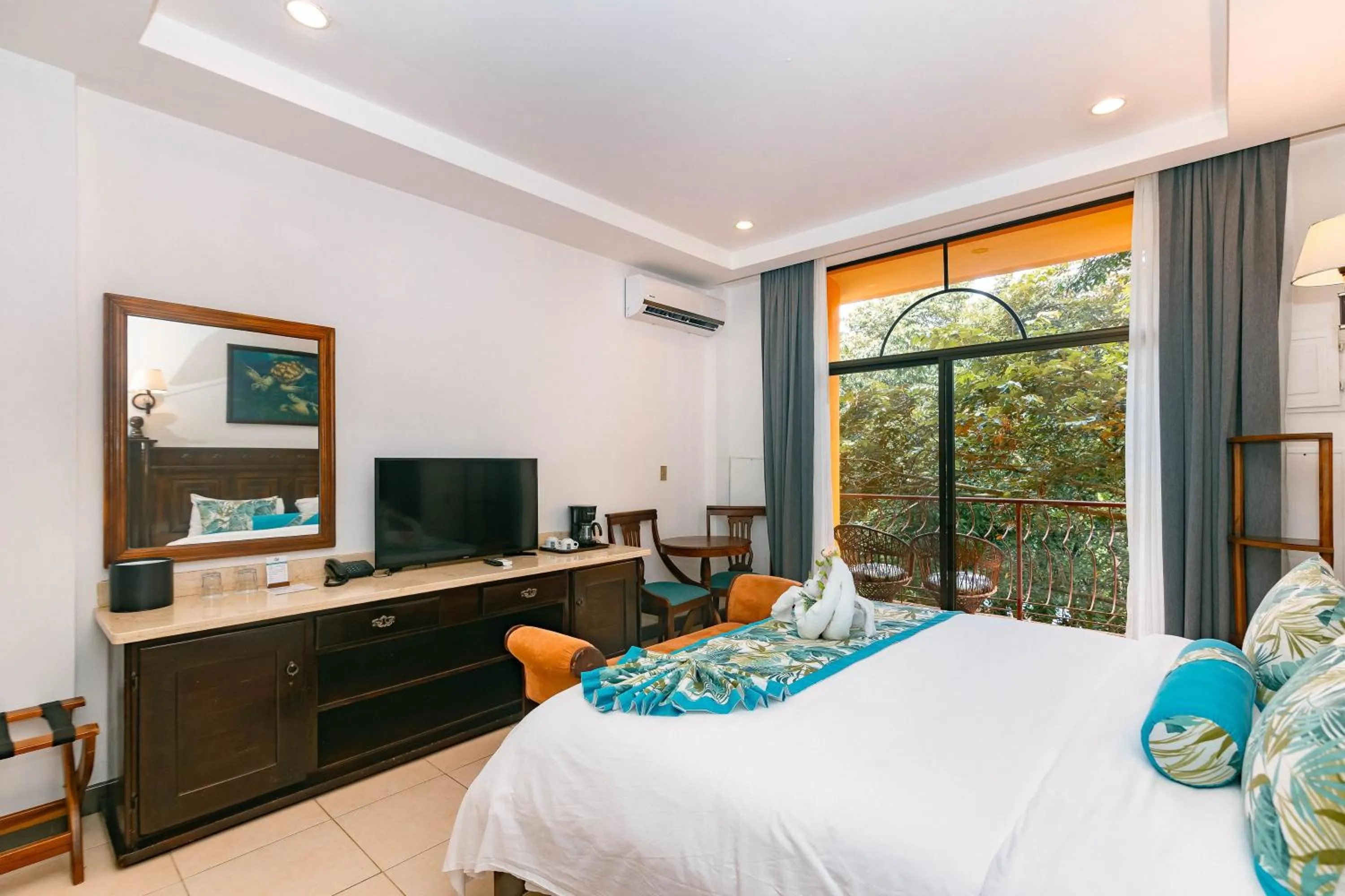 Bed in Hotel San Bada Resort & Spa