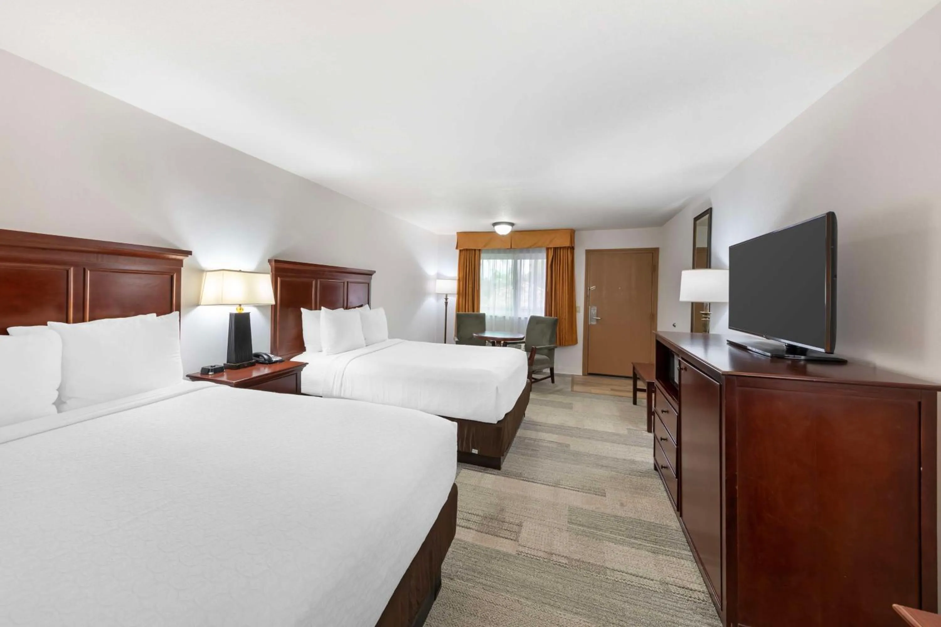 Bedroom, Bed in Best Western Plus Redondo Beach Inn