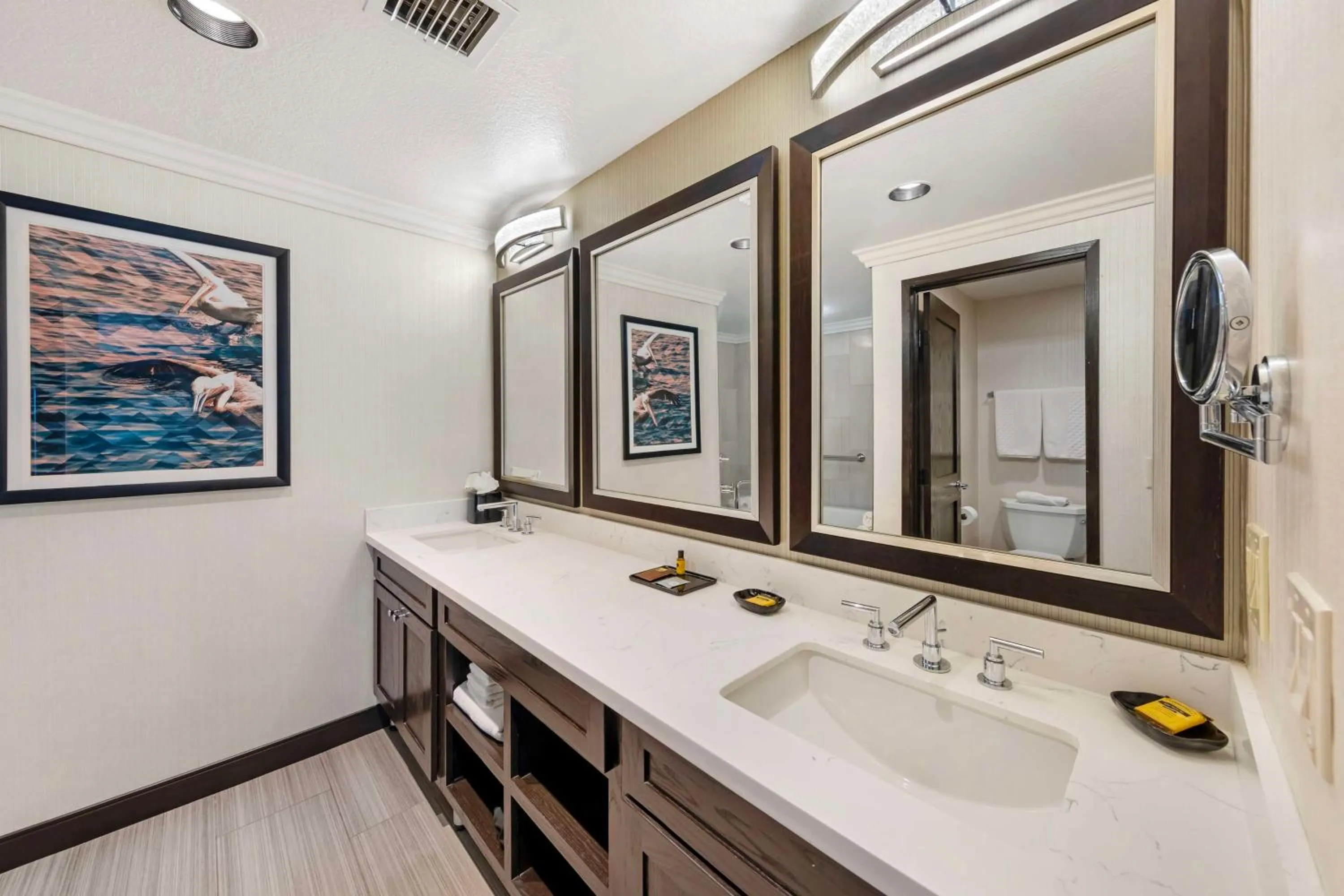 Bathroom in Best Western Plus Redondo Beach Inn