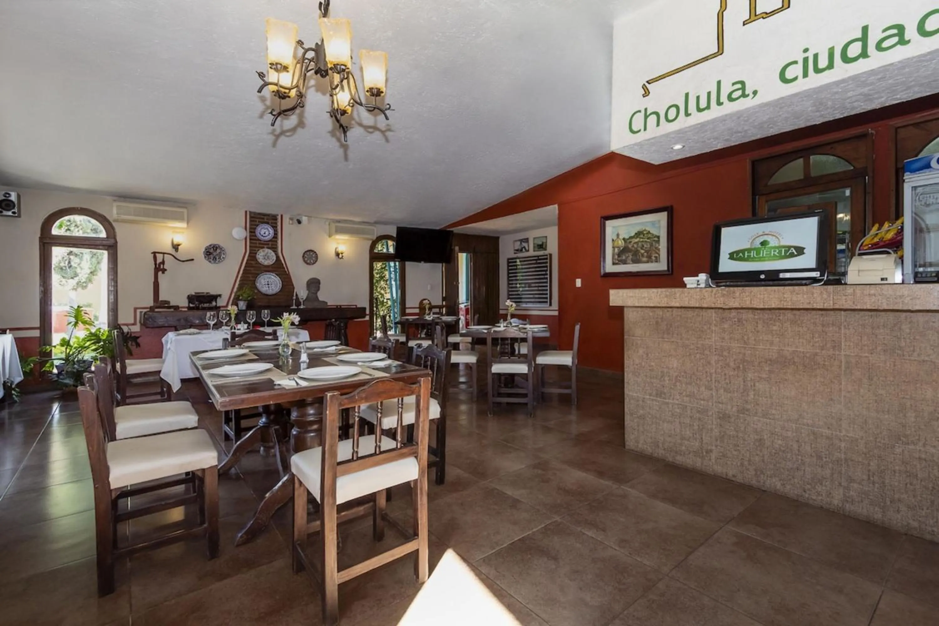 Restaurant/places to eat in Capital O Hotel La Huerta Golf & Hotel, Cholula