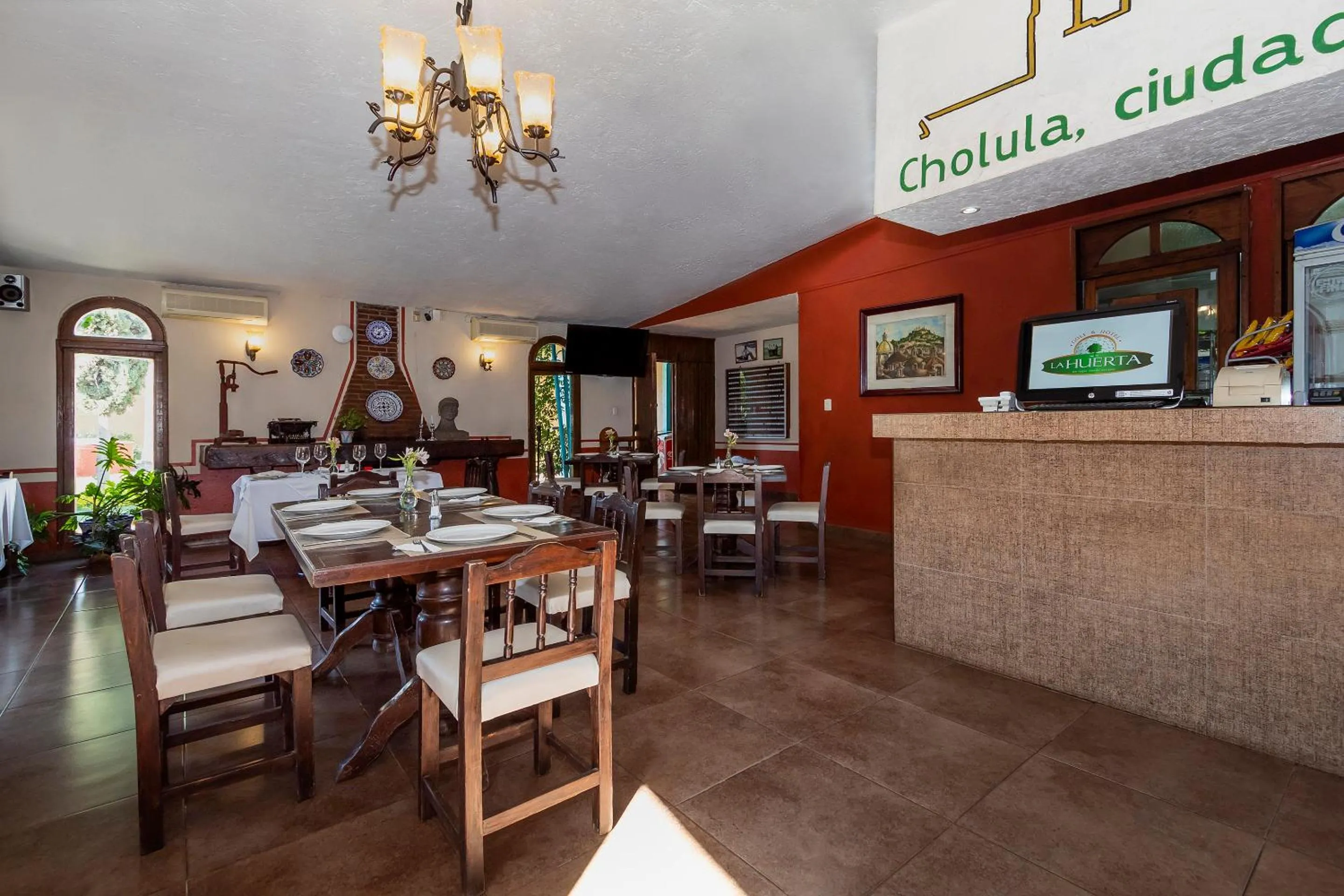 Restaurant/places to eat in Capital O Hotel La Huerta Golf & Hotel, Cholula
