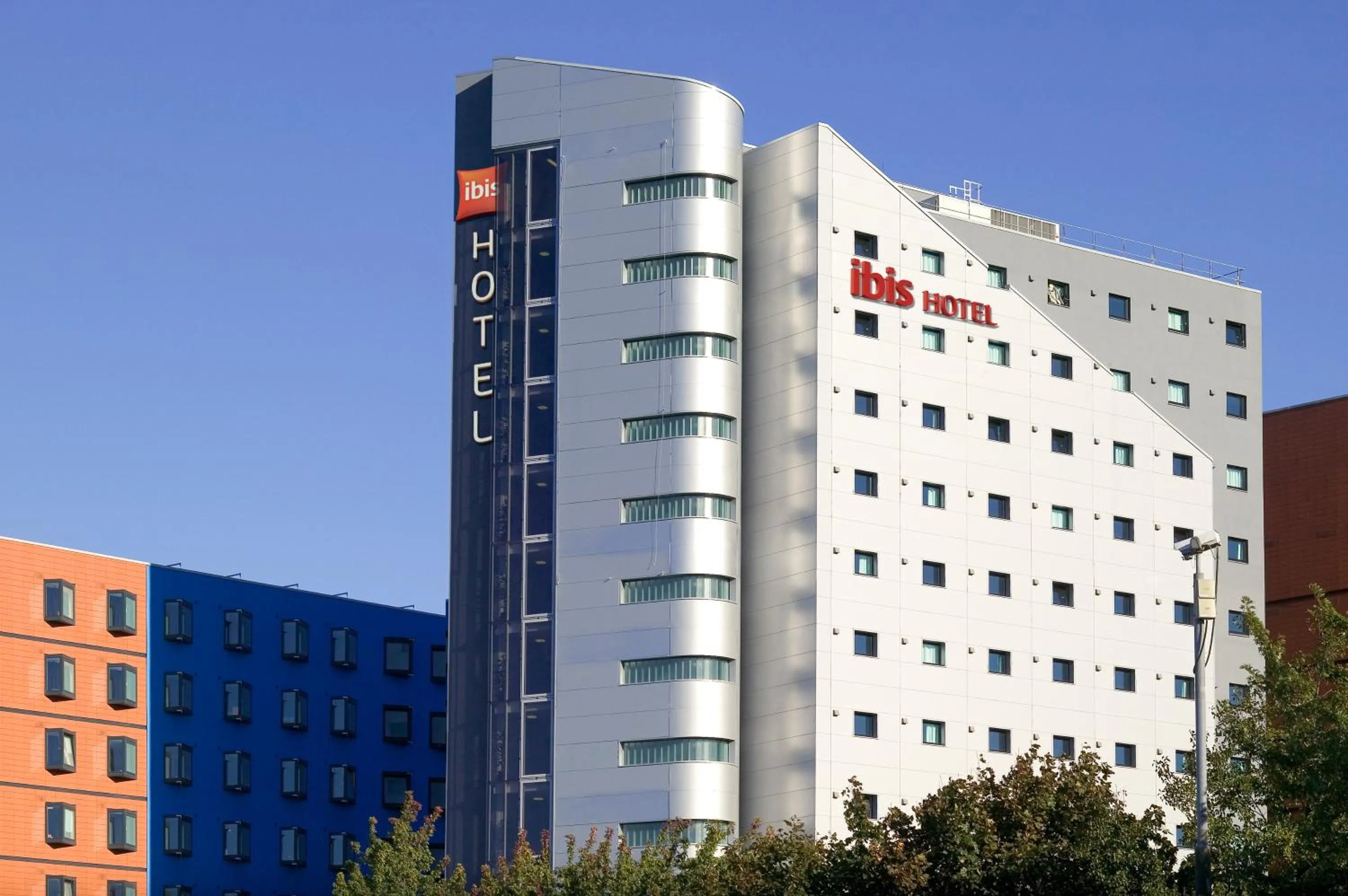 Facade/entrance in ibis Leeds Centre Marlborough Street