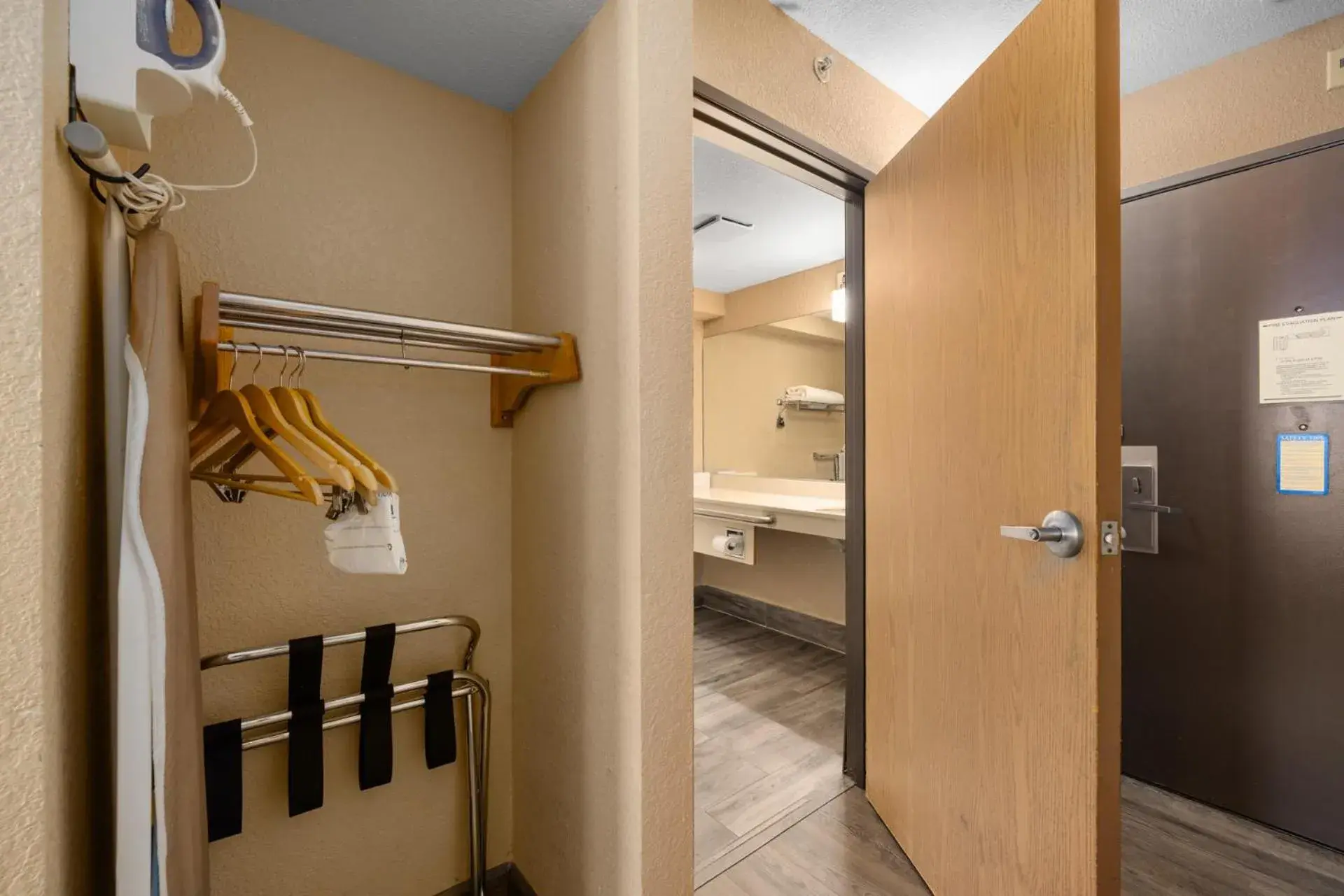 Ramada by Wyndham Portland Ramada by Wyndham Portland