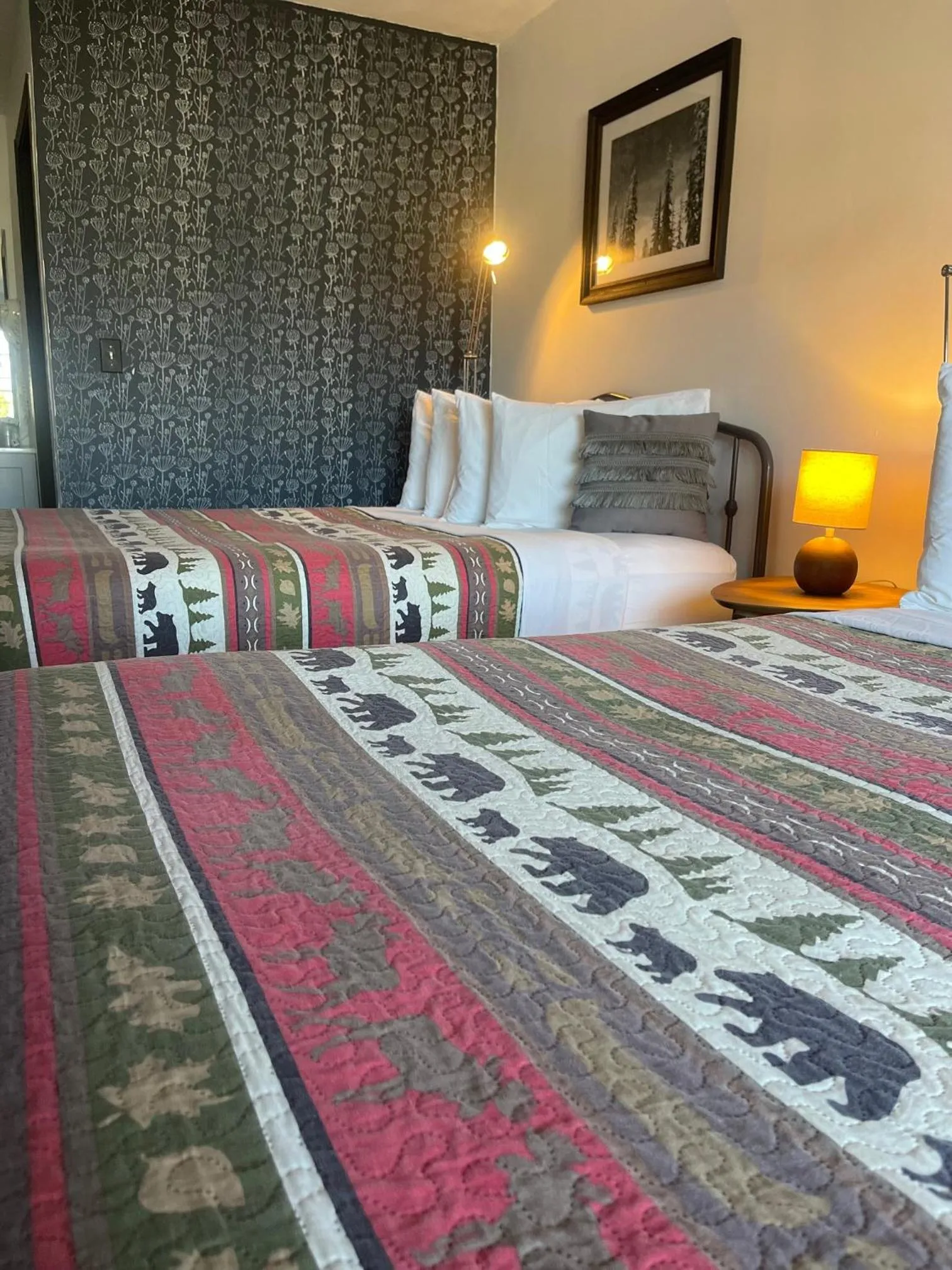 Bed in Chalet Inn