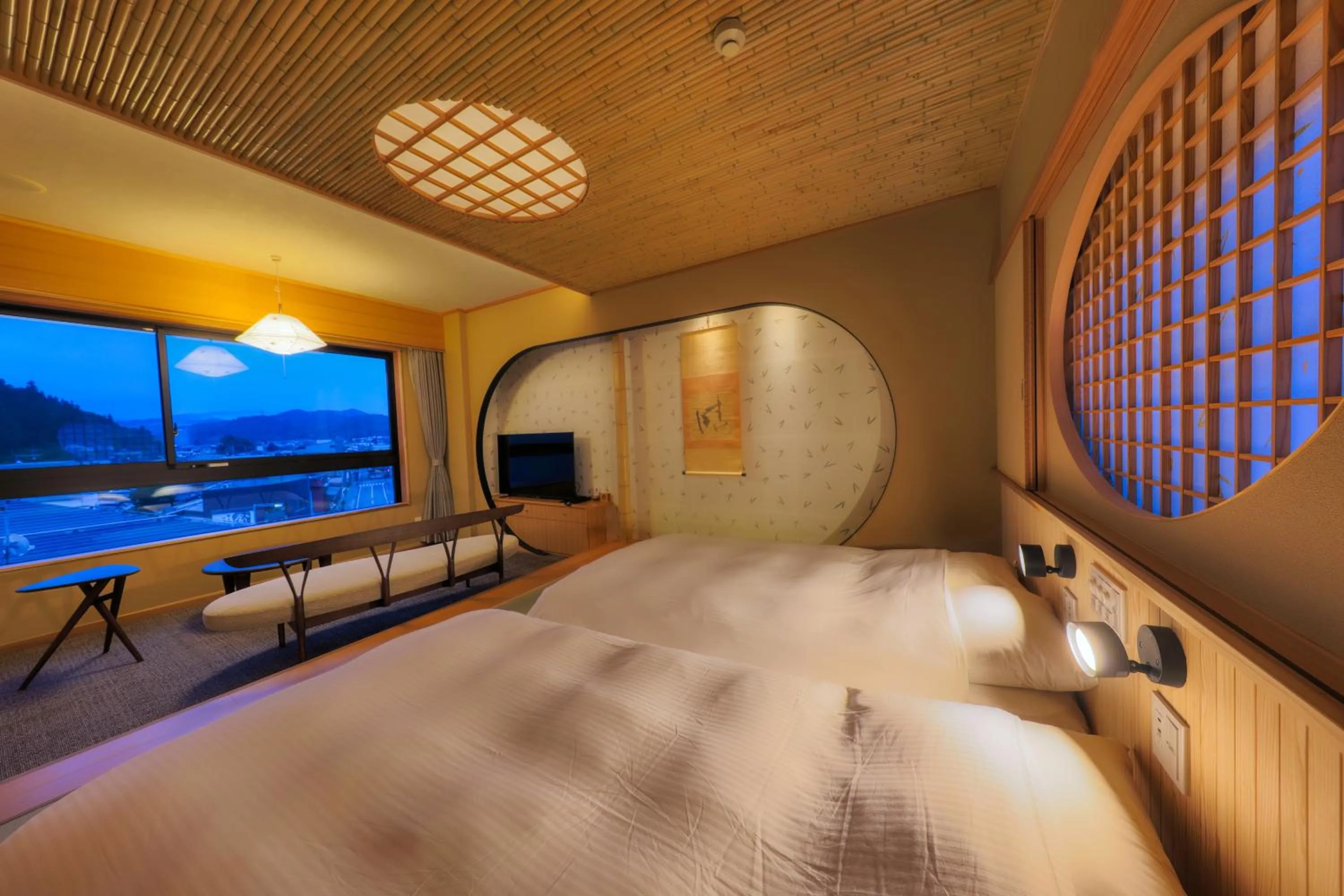 Bed in Honjin Hiranoya Annex