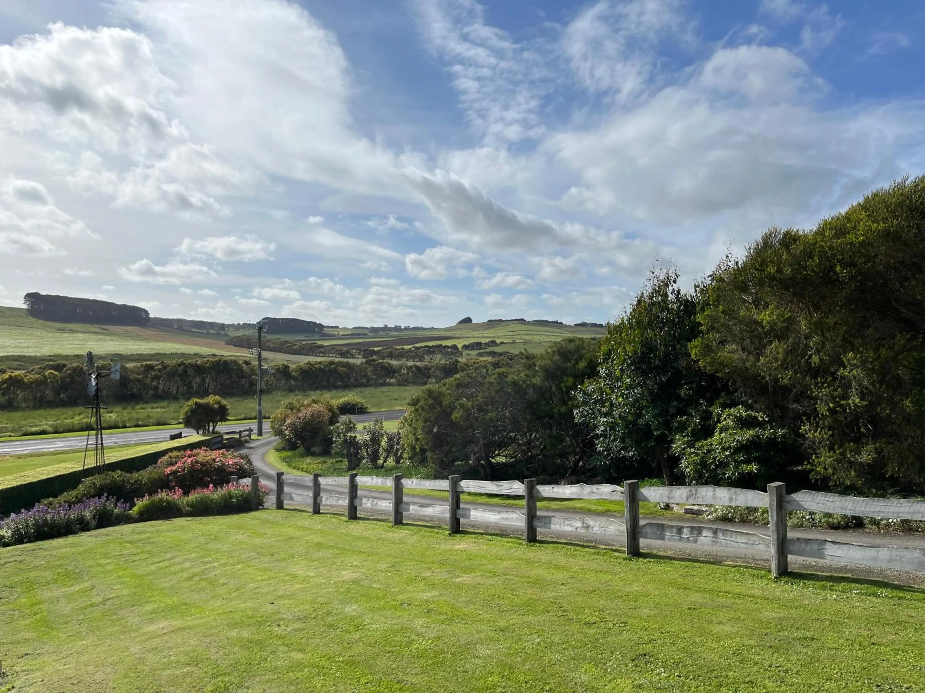 Garden in Daysy Hill Country Cottages