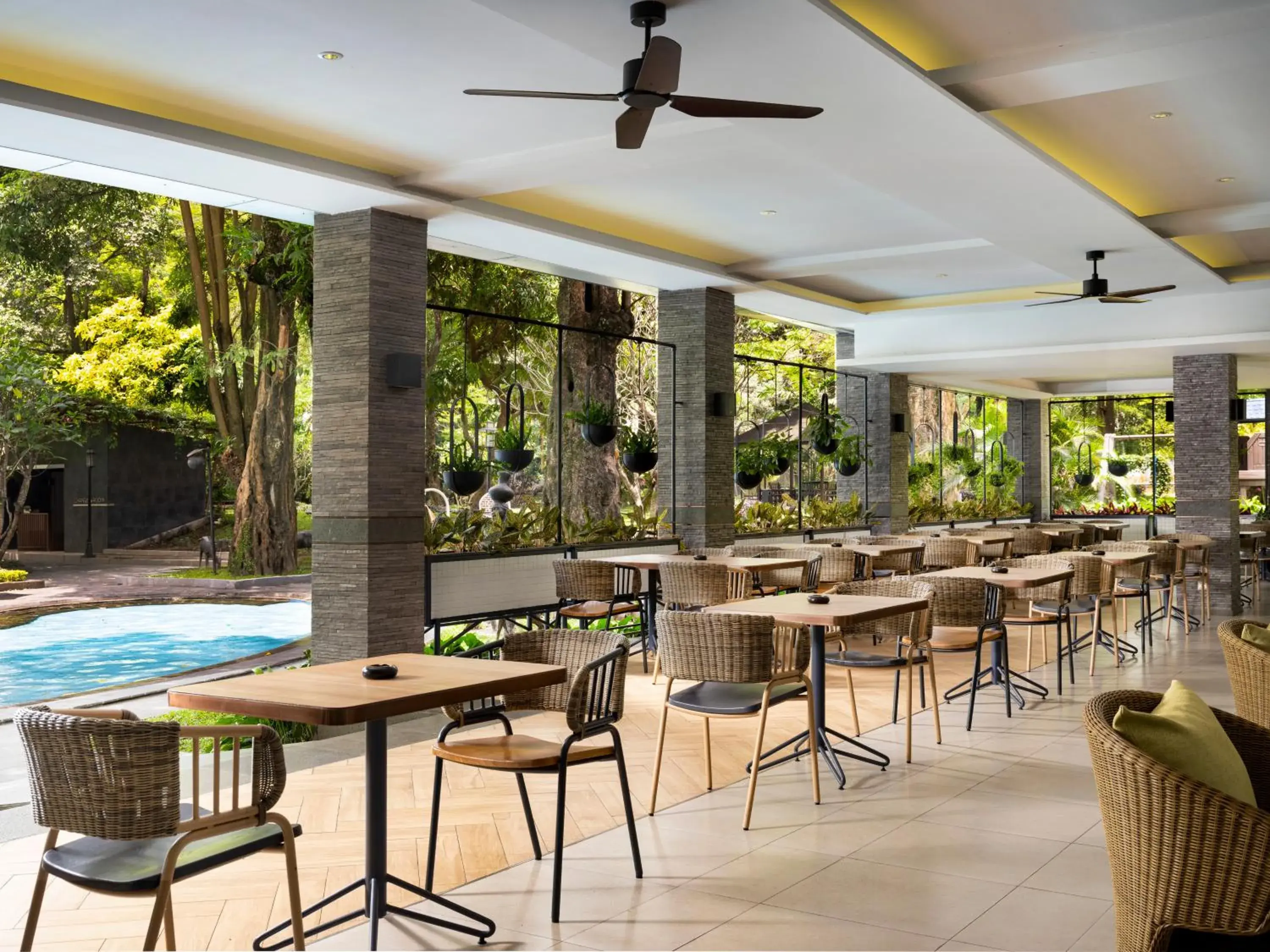 Restaurant/places to eat in Royal Ambarrukmo Yogyakarta Restaurant/places to eat in Royal Ambarrukmo Yogyakarta