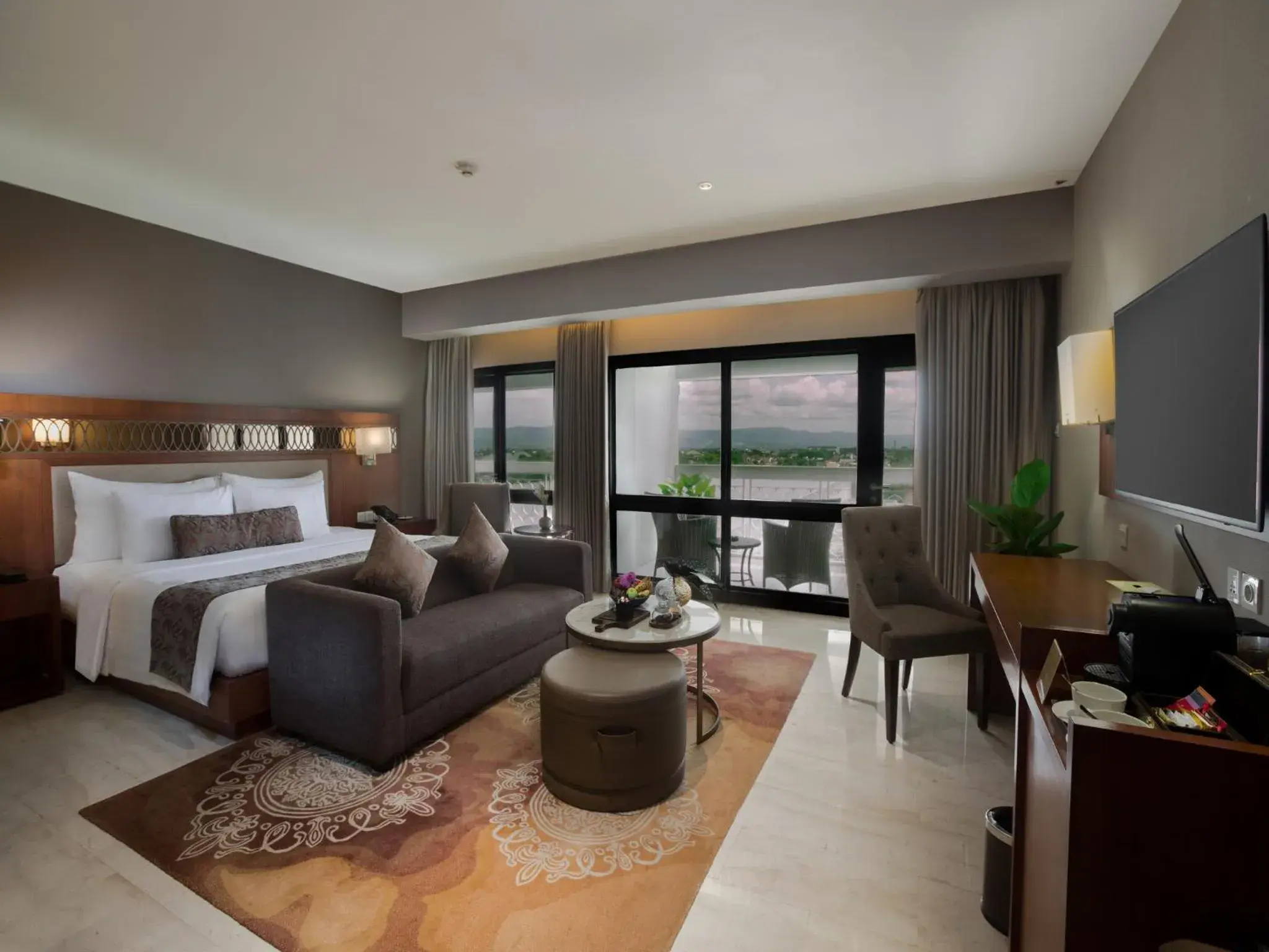 Junior Suite in Royal Ambarrukmo Yogyakarta Junior Suite in Royal Ambarrukmo Yogyakarta