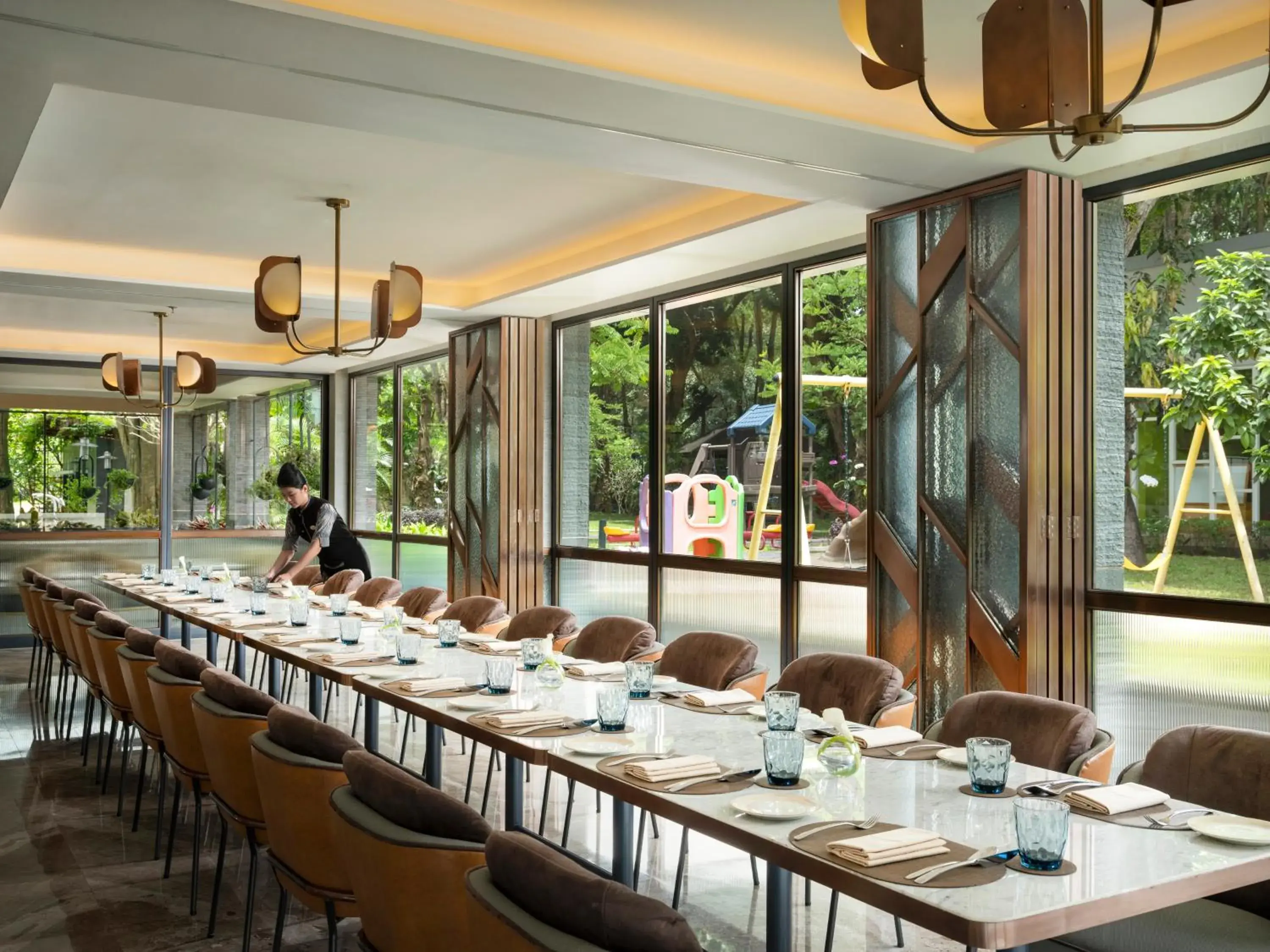 Restaurant/places to eat in Royal Ambarrukmo Yogyakarta Restaurant/places to eat in Royal Ambarrukmo Yogyakarta