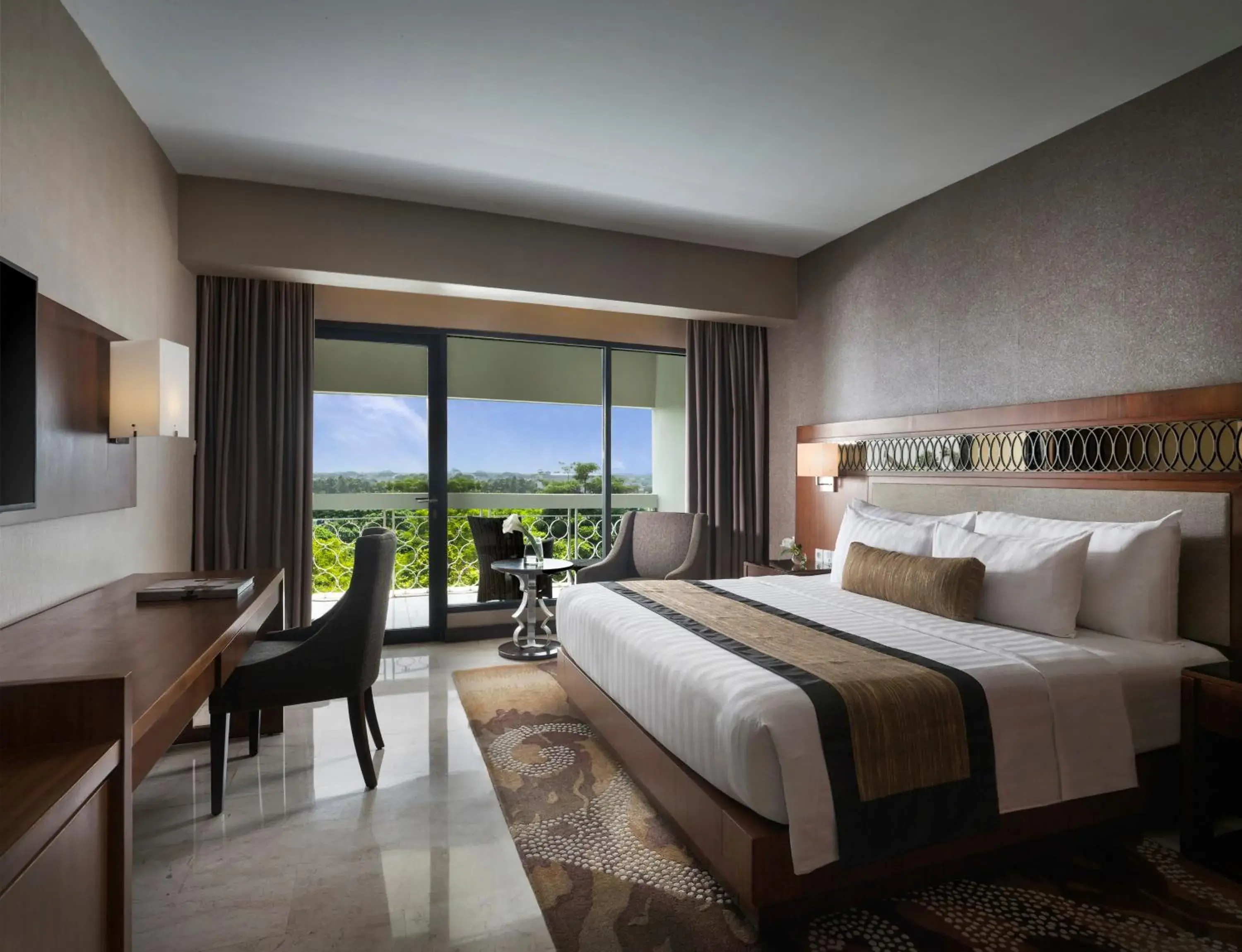 Deluxe Double Room in Royal Ambarrukmo Yogyakarta Deluxe Double Room in Royal Ambarrukmo Yogyakarta