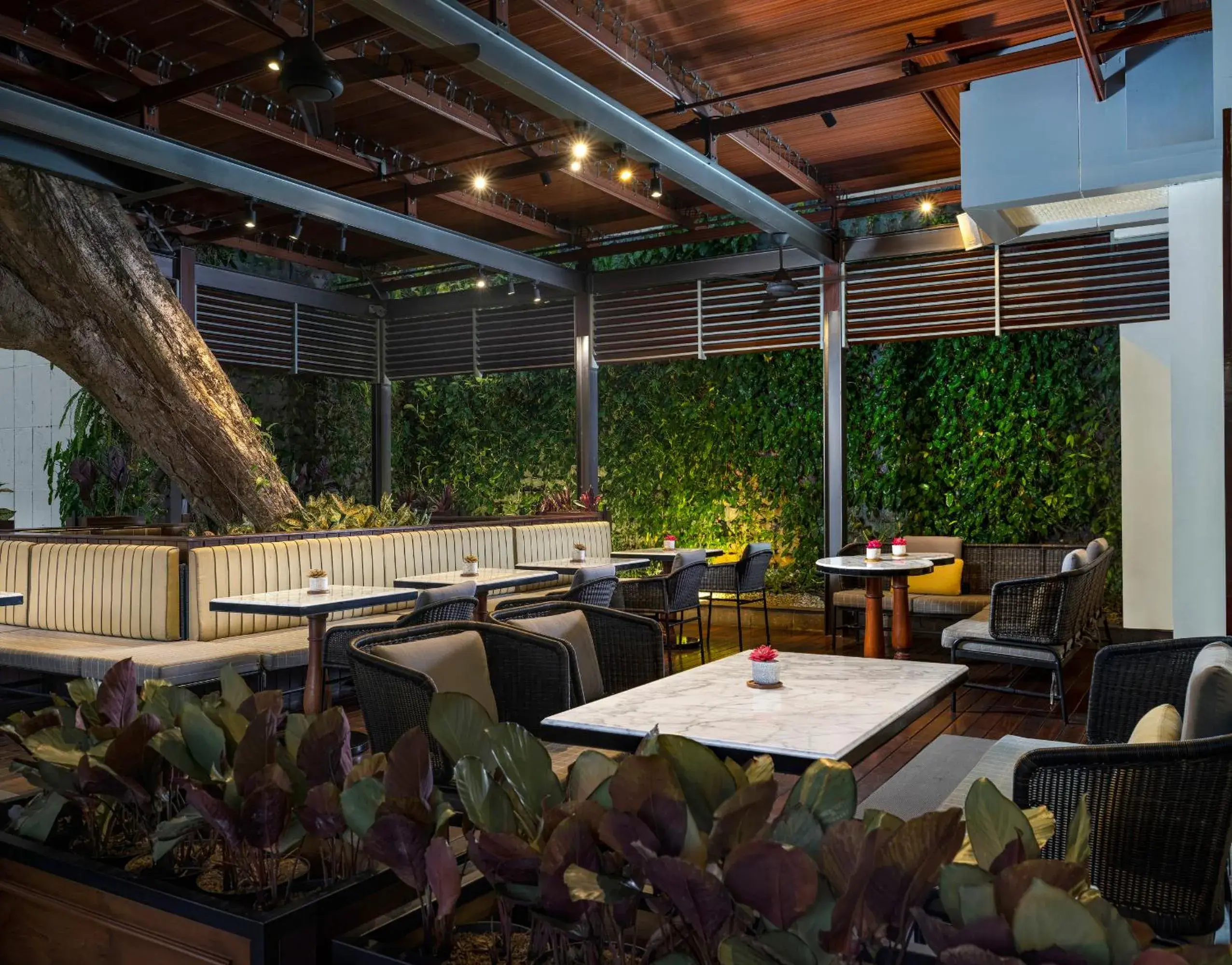 Lounge or bar in Royal Ambarrukmo Yogyakarta Lounge or bar in Royal Ambarrukmo Yogyakarta