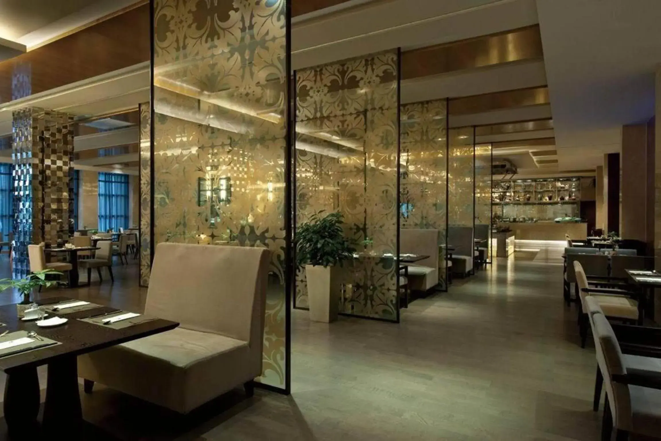 Restaurant/places to eat in Grand Metropark Universal Dinosaur Town Hotel Restaurant/places to eat in Grand Metropark Universal Dinosaur Town Hotel