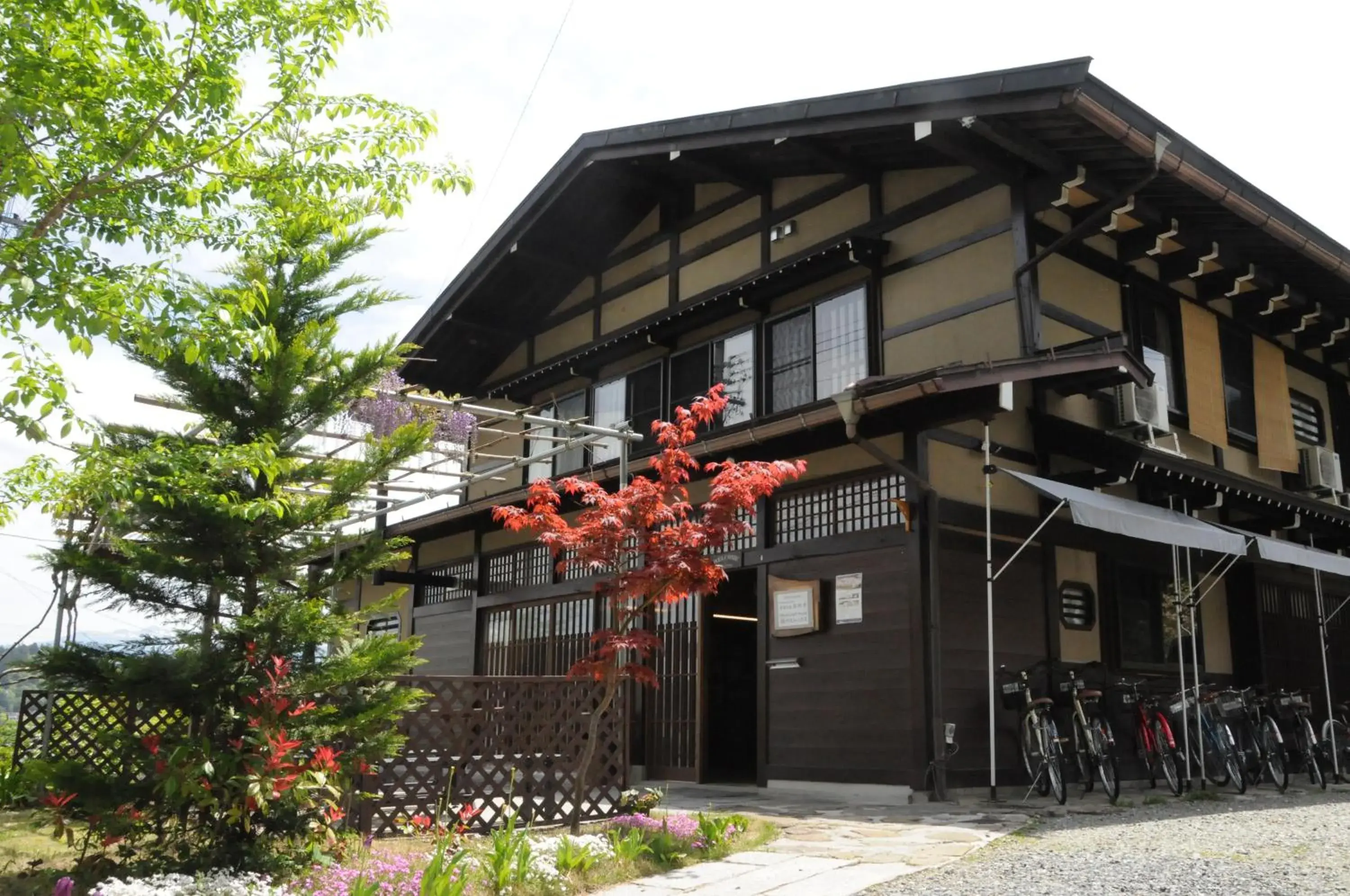 Property building in Sakura Guest House Property building in Sakura Guest House