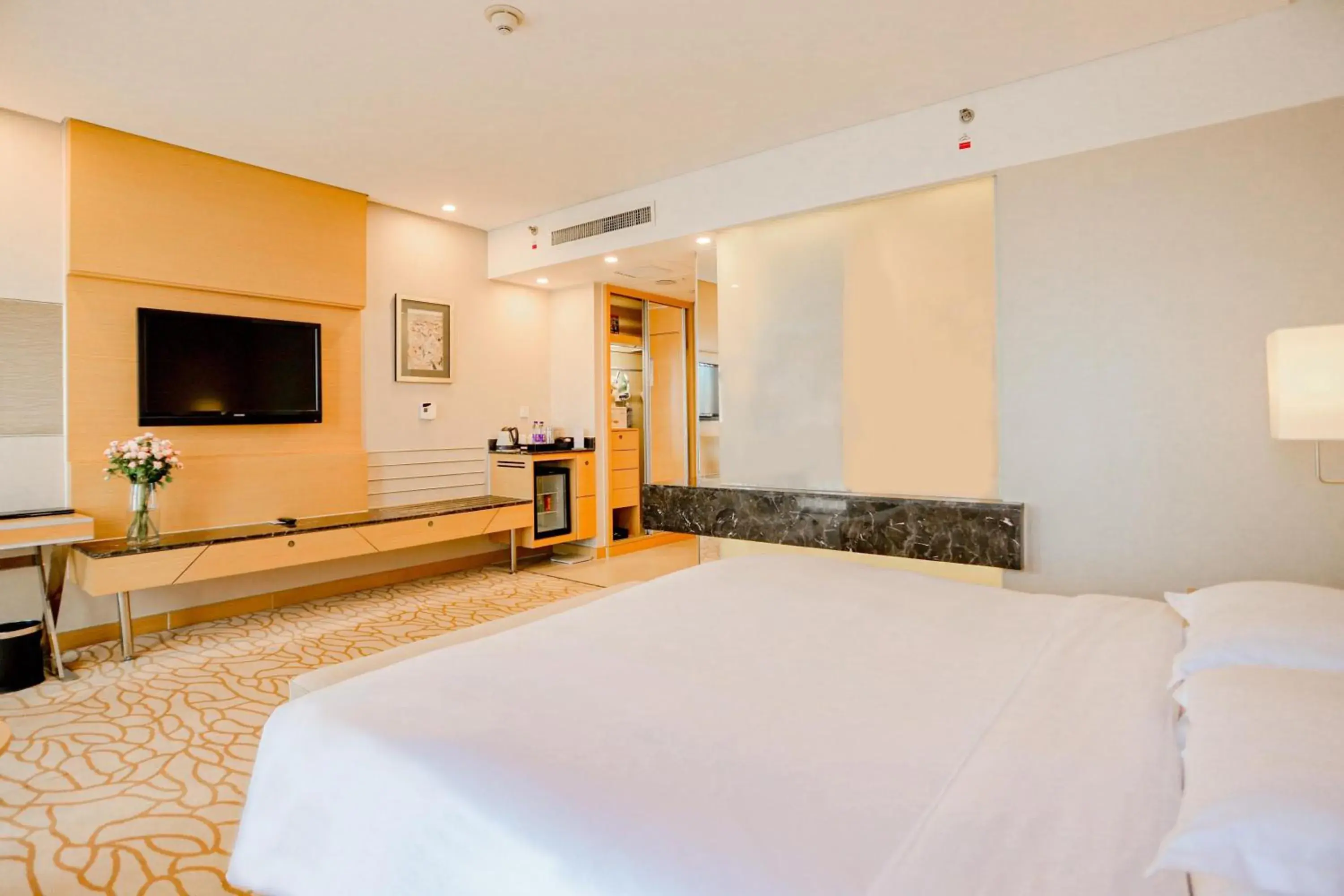 Standard Room in Radisson Hotel Tianjin Aqua City Standard Room in Radisson Hotel Tianjin Aqua City