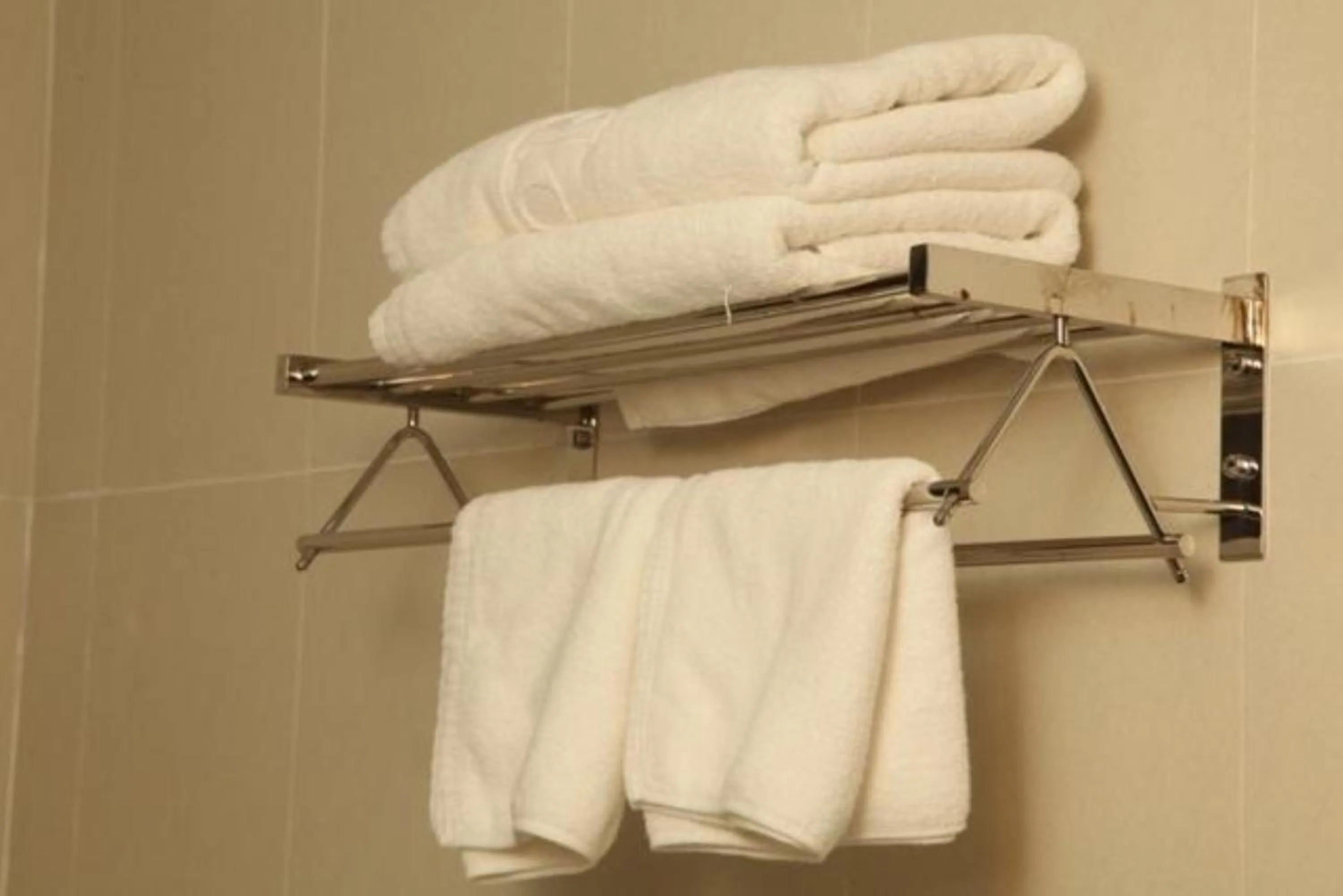 Bathroom in King Fy Hotel