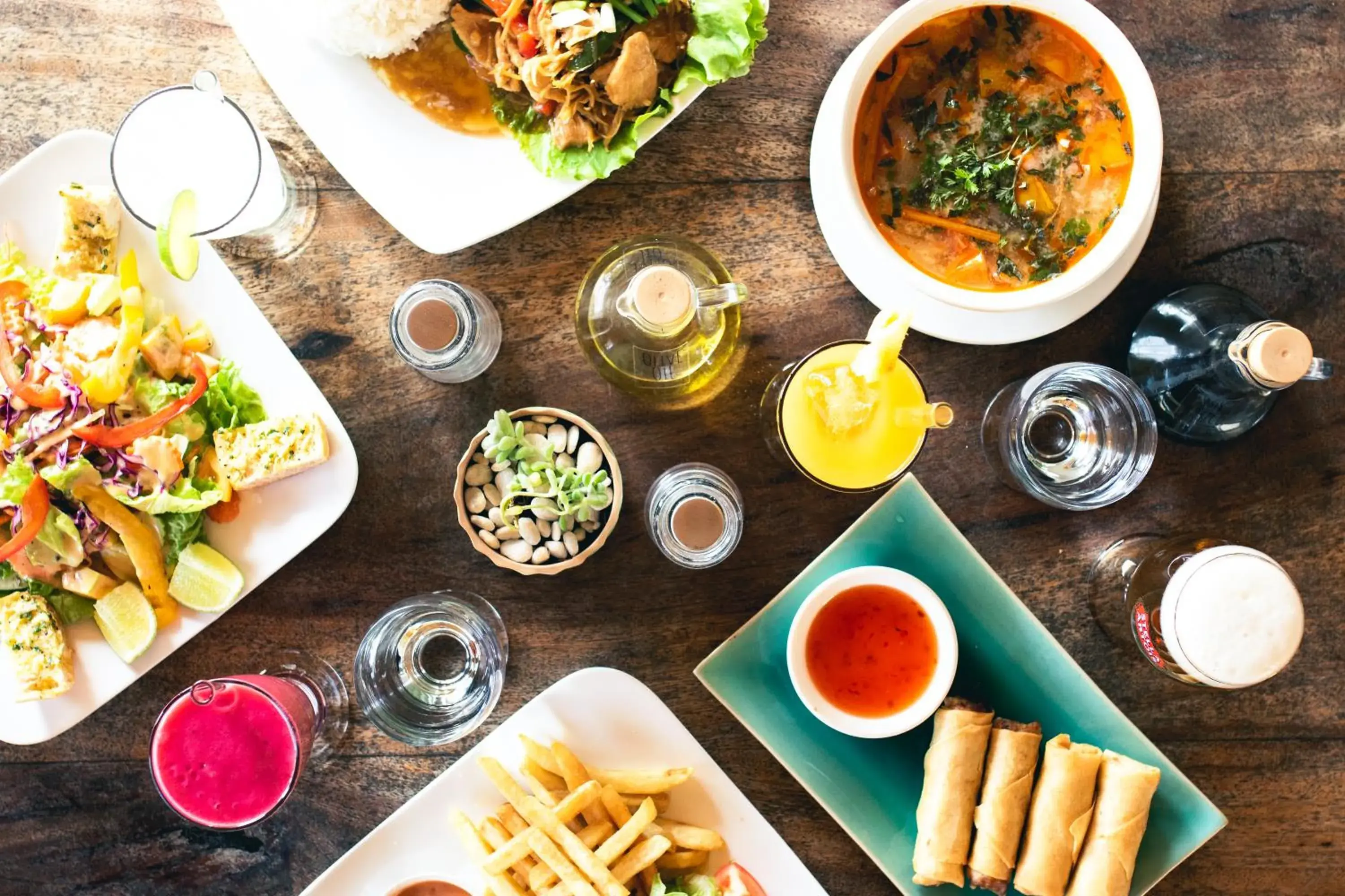 Restaurant/places to eat in Saravoan-Kep Hotel Restaurant/places to eat in Saravoan-Kep Hotel